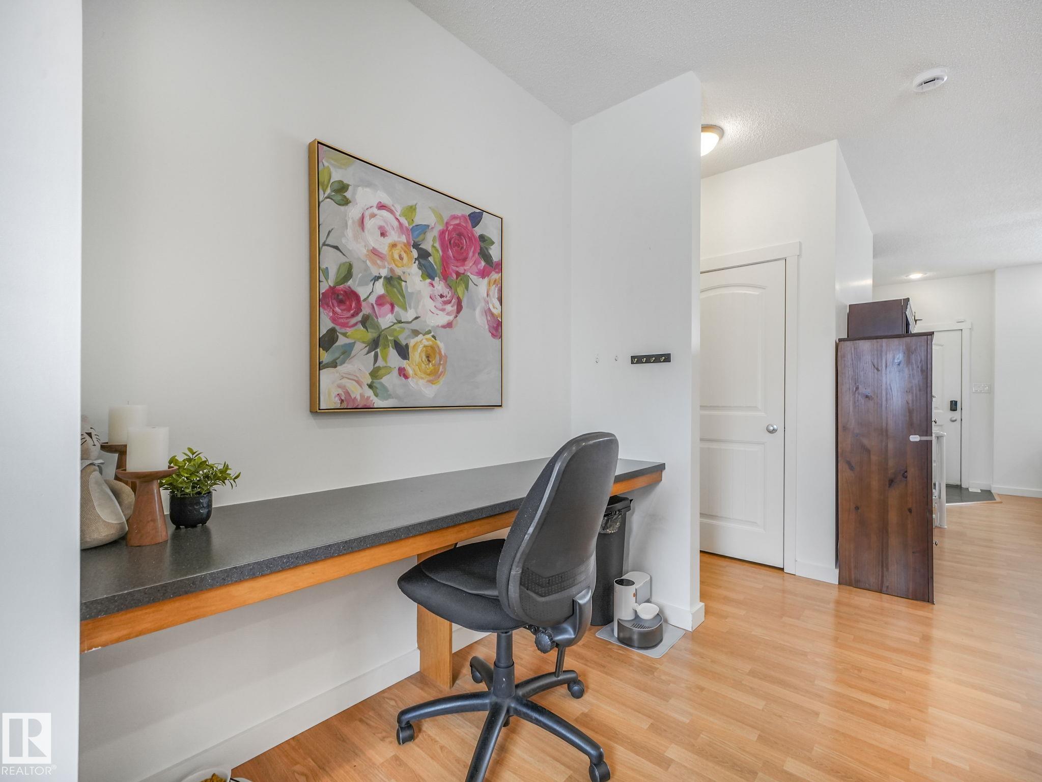 Photo 12 at 16915 82 Street NW, Schonsee, Edmonton