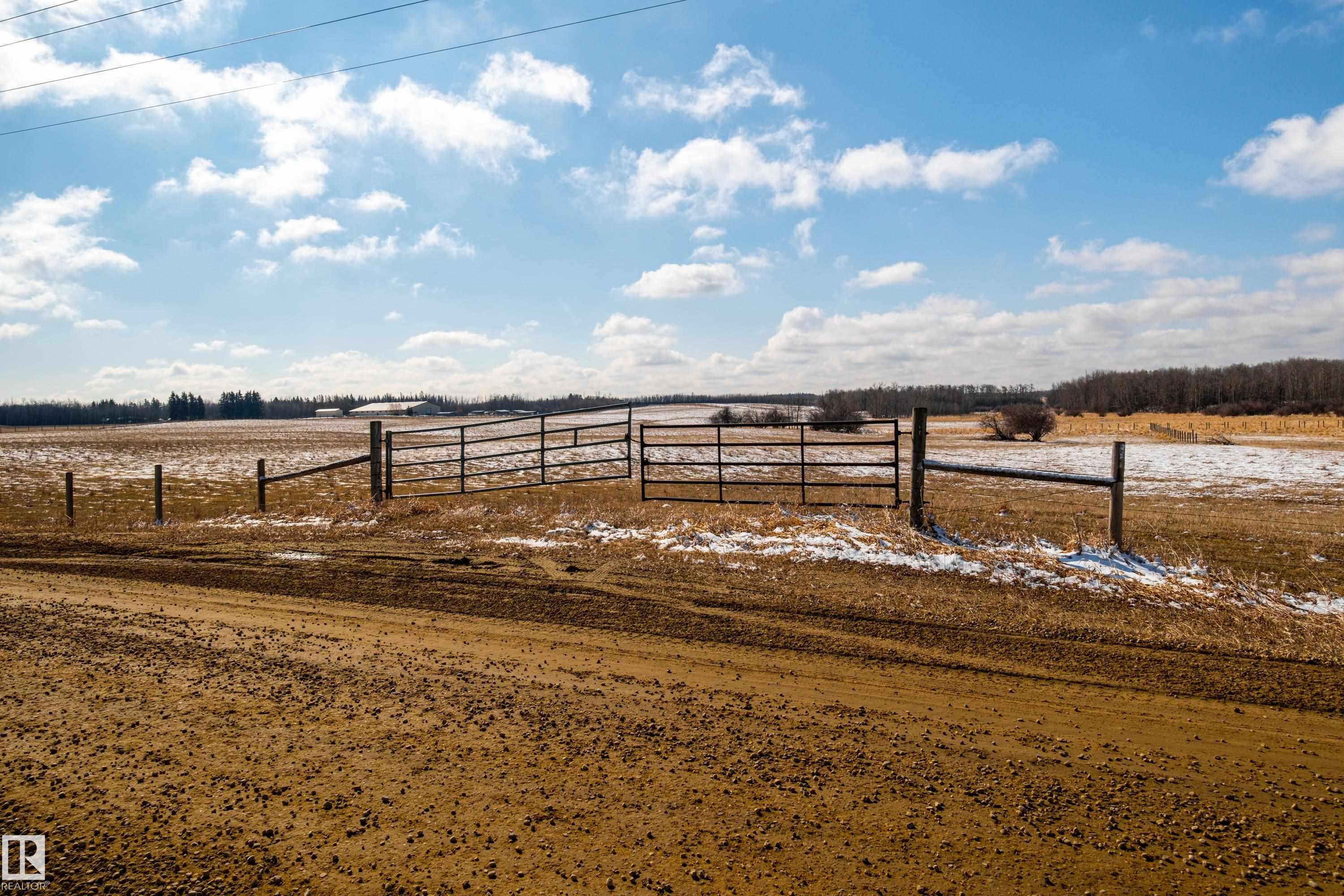 Photo 16 at TWP 502 Rrd 230-225, None, Rural Leduc County