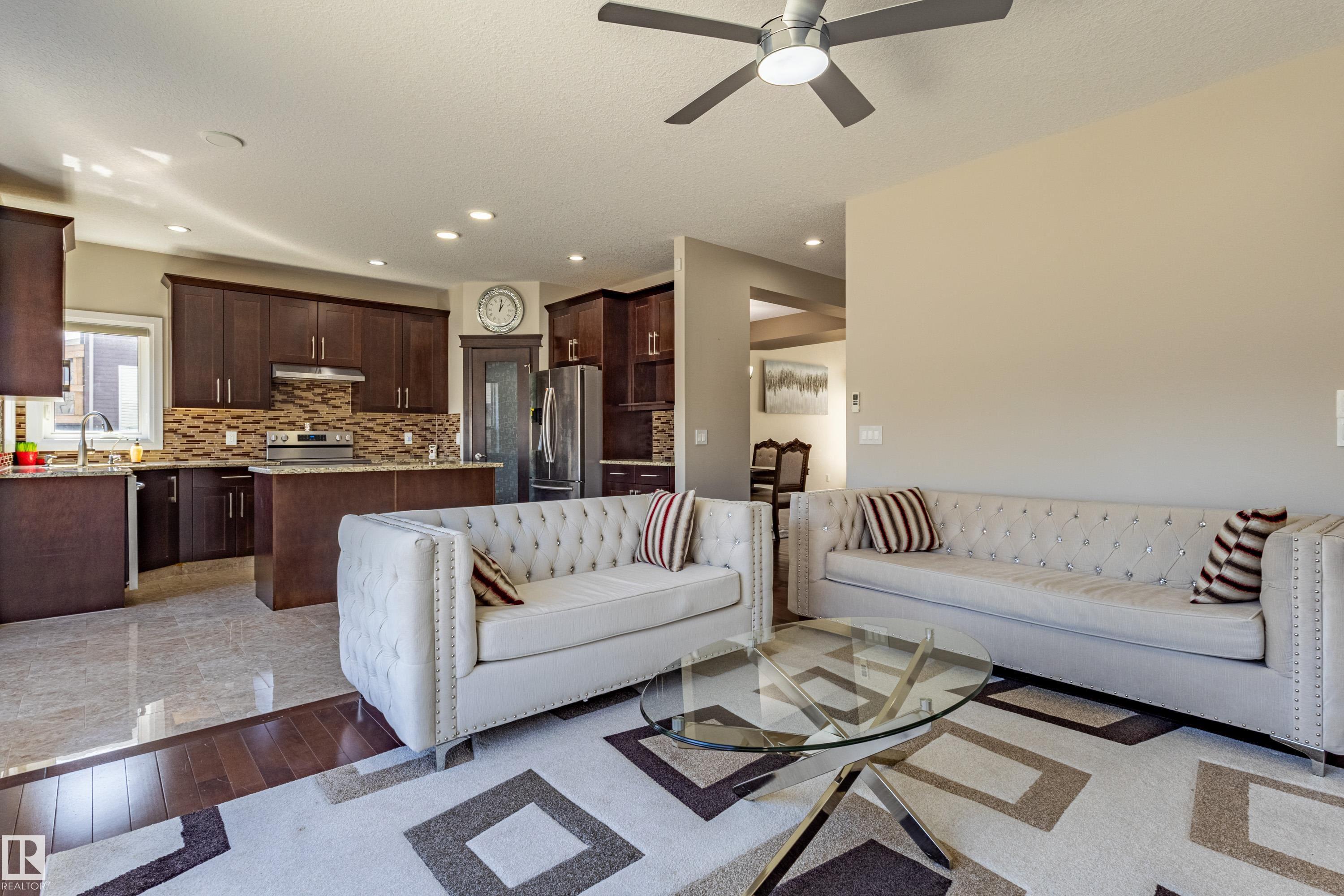 Photo 11 at 3611 14 Street NW, Tamarack, Edmonton