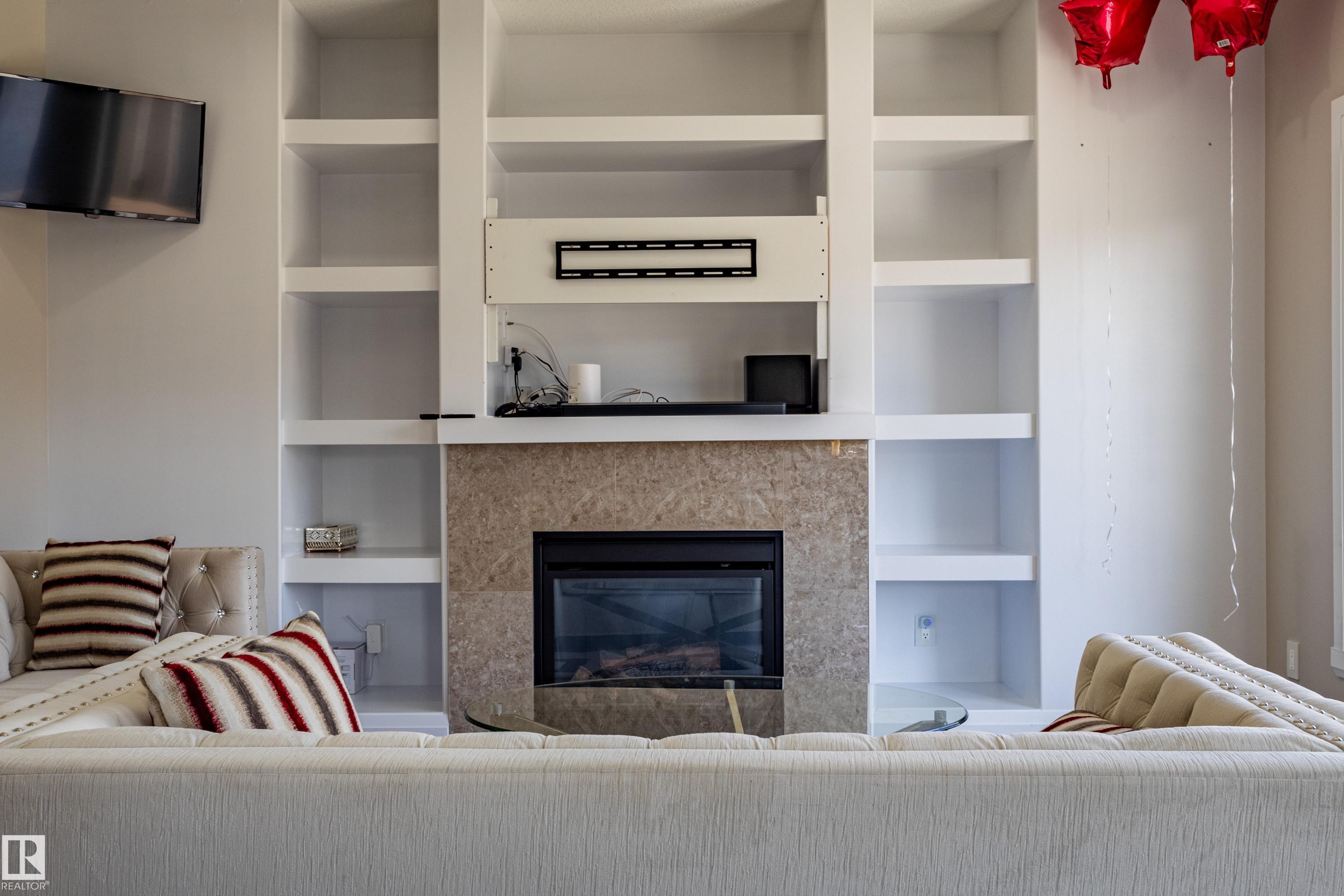 Photo 9 at 3611 14 Street NW, Tamarack, Edmonton