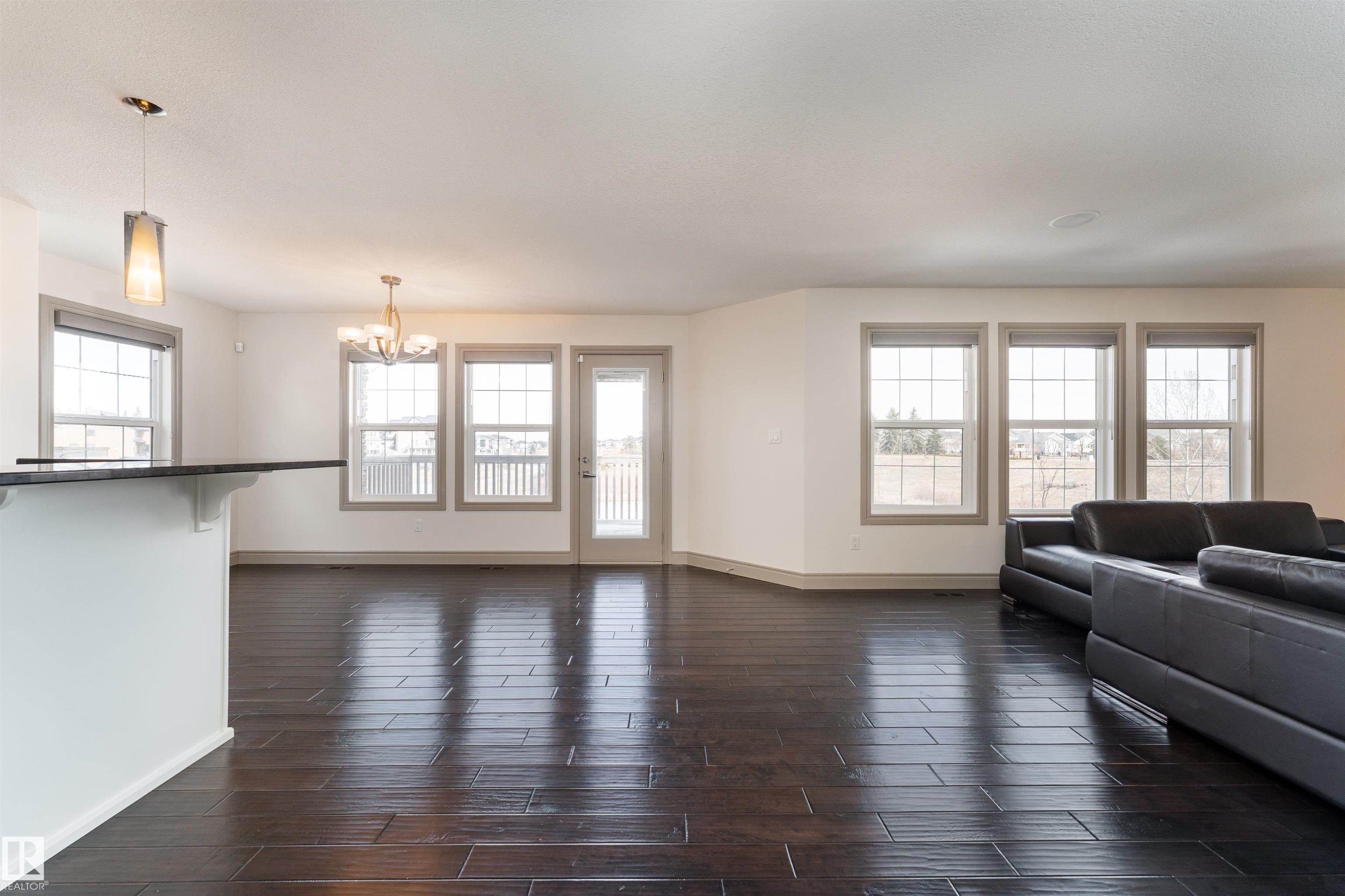 Photo 11 at 5414 Bonaventure Avenue NW, Griesbach, Edmonton