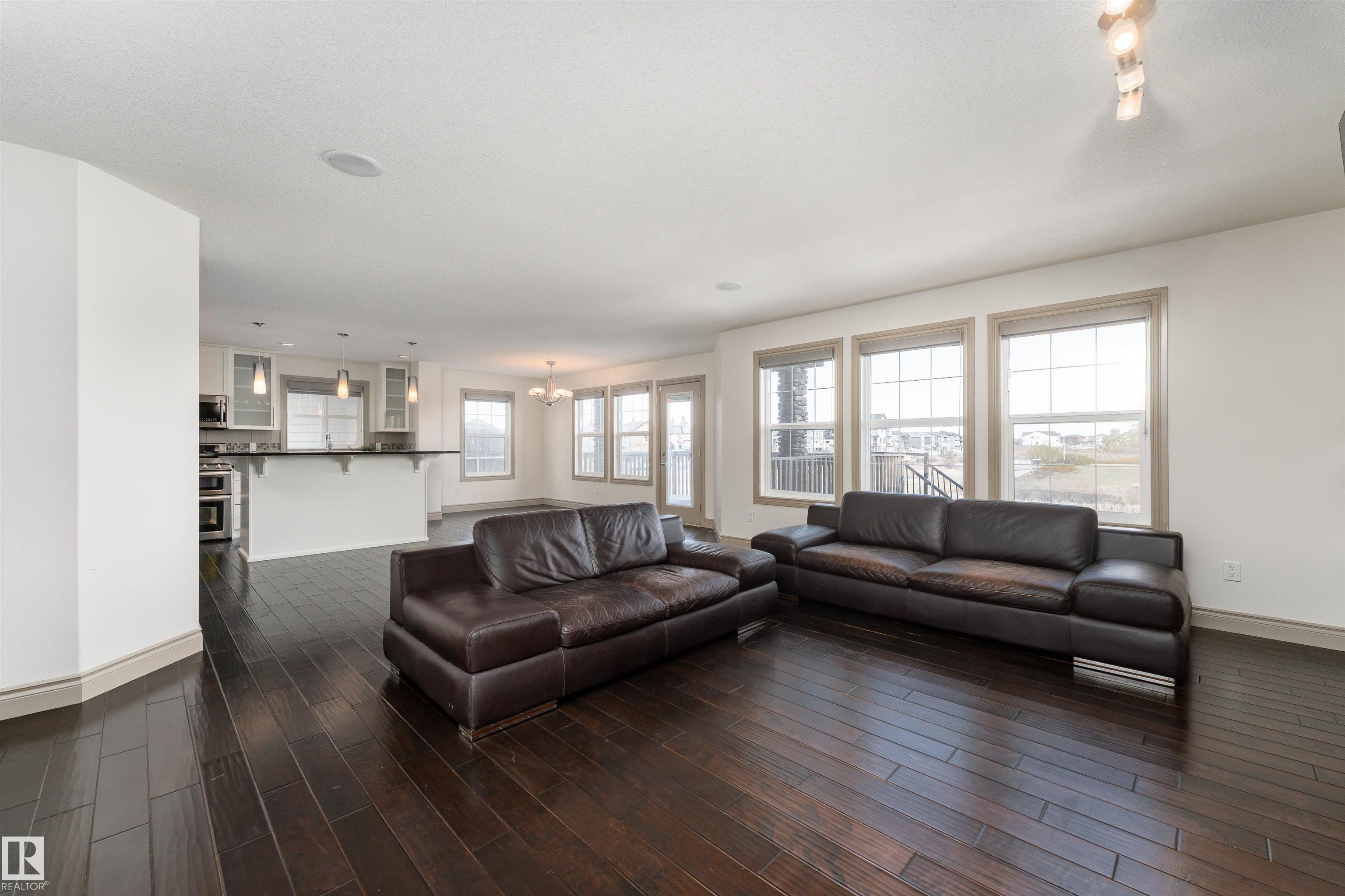 Photo 18 at 5414 Bonaventure Avenue NW, Griesbach, Edmonton