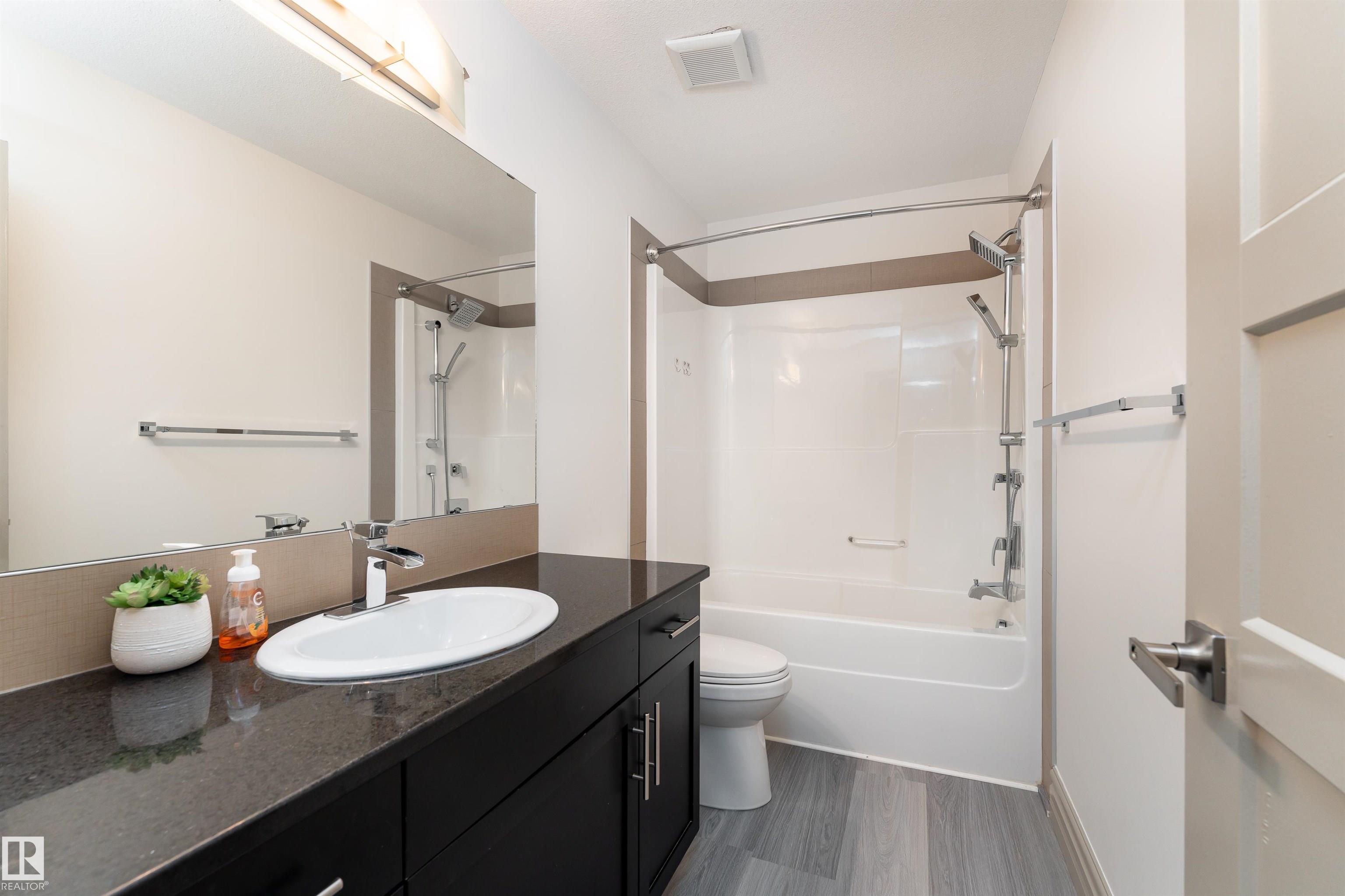 Photo 23 at 5414 Bonaventure Avenue NW, Griesbach, Edmonton