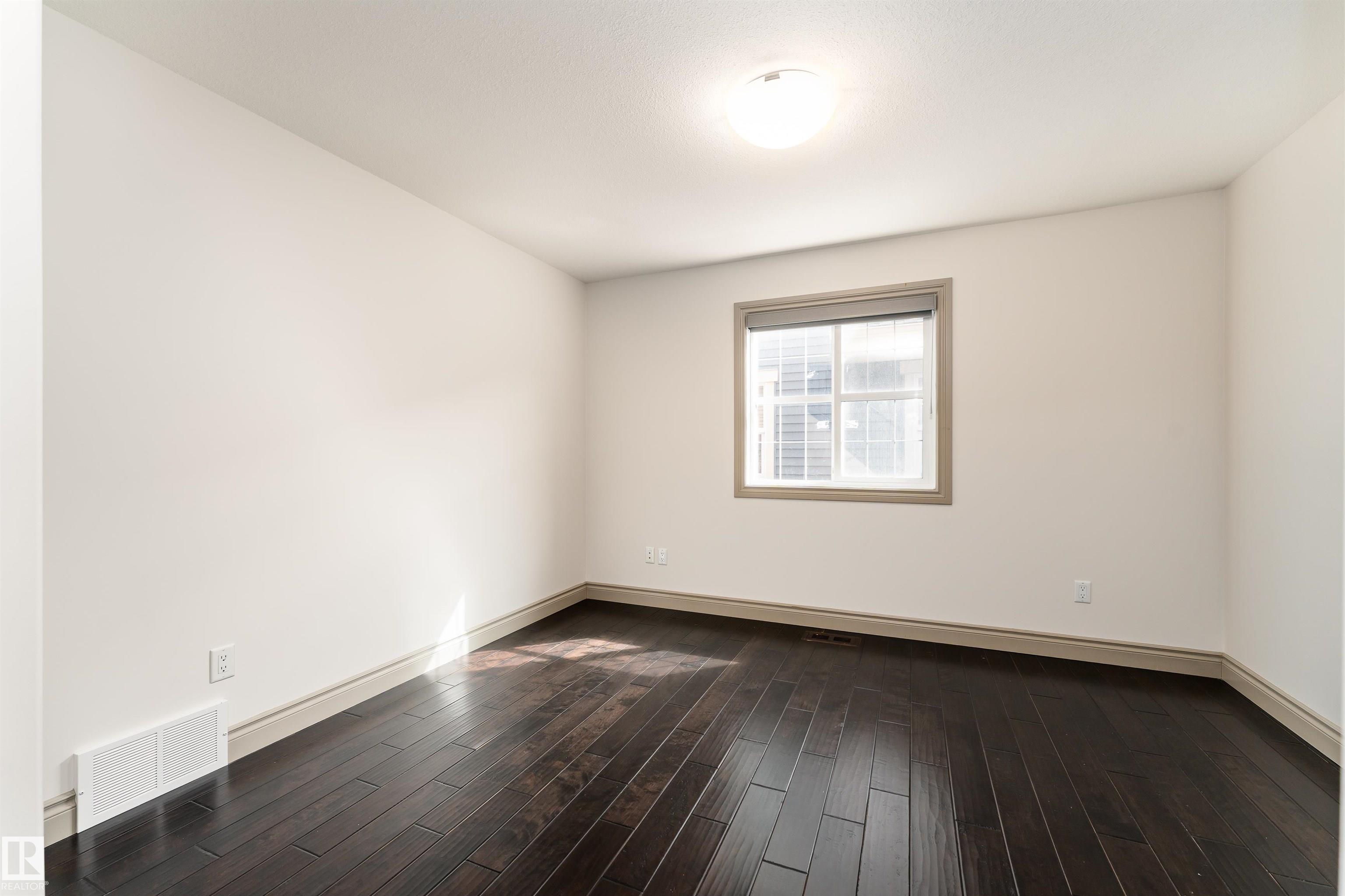 Photo 8 at 5414 Bonaventure Avenue NW, Griesbach, Edmonton