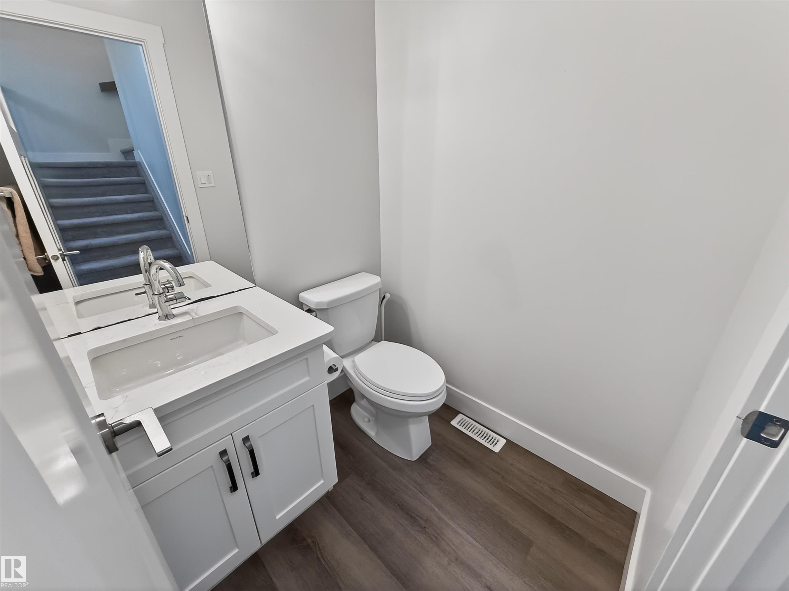 Photo 9 at 25 Taylor Court, Tonewood, Spruce Grove