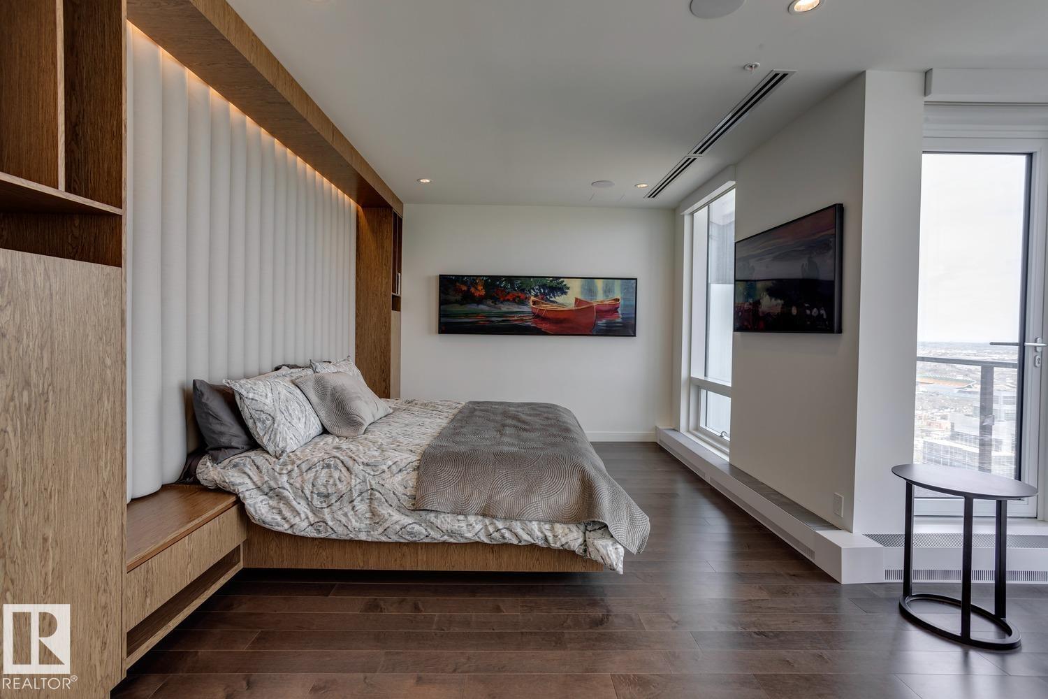 Picture for #4602 10360 102 ST NW