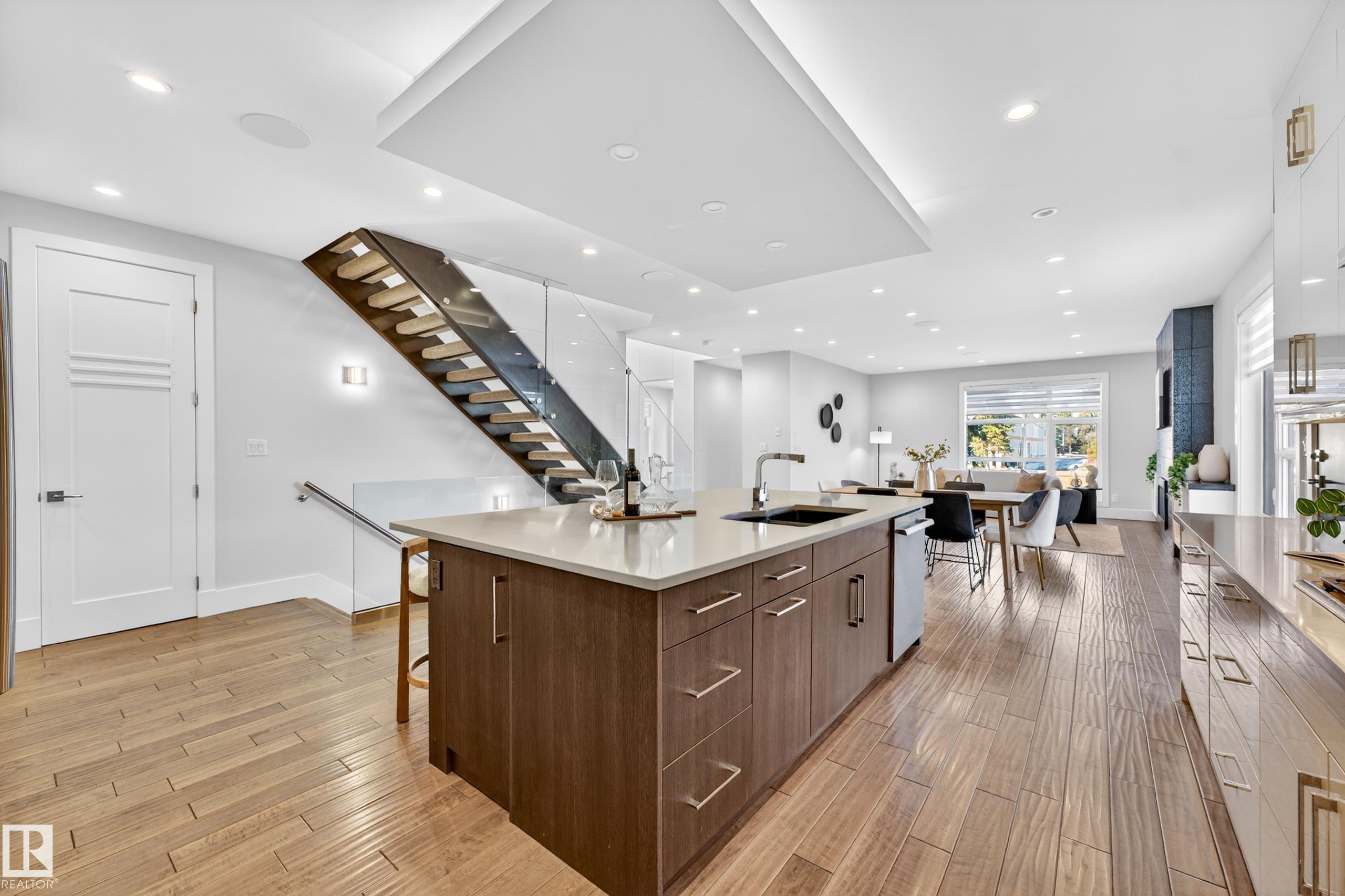 Photo 16 at 14132 97 Avenue NW, Crestwood, Edmonton