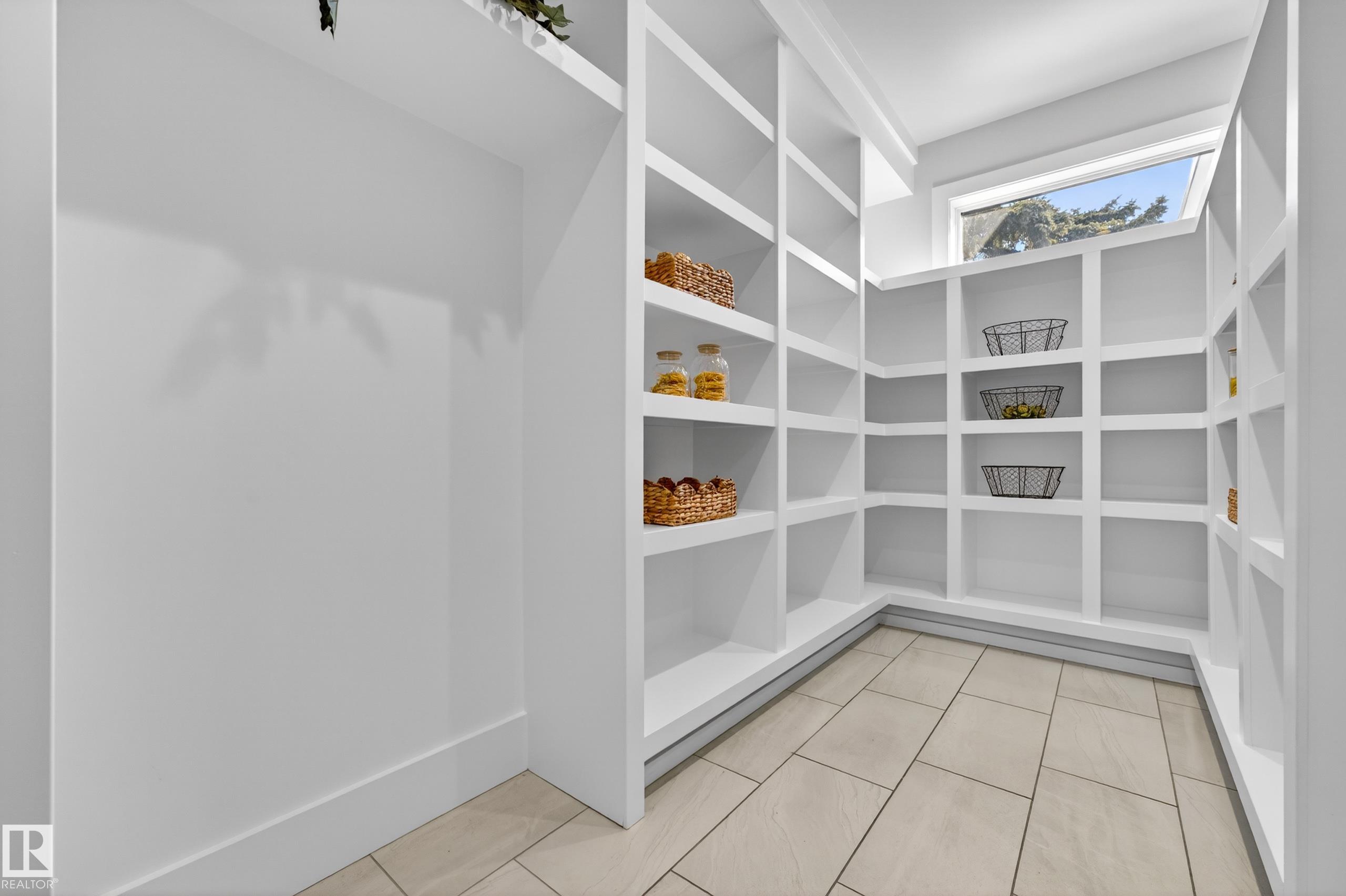 Photo 18 at 14132 97 Avenue NW, Crestwood, Edmonton