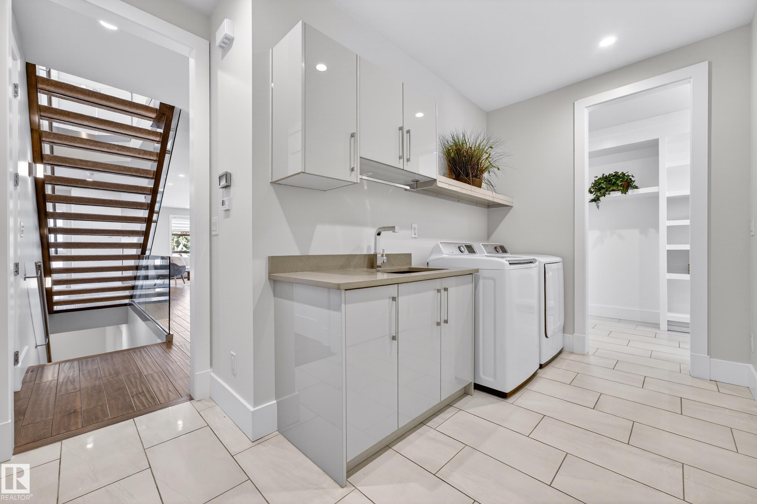 Picture for 14132 97 AV NW