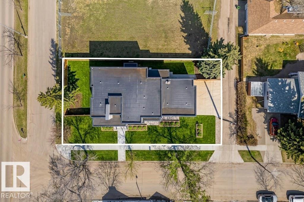 https://zimg.paragon.ice.com/ParagonImages/Property/PM/RAE/225396011/59/0/0/9cfe9b6481261d40649283f4ac64226b/1/0477250f9673111bf6e0354a56746f8f/225396011-bc7211b1-6b29-4535-af0e-3848453a20ff.JPG