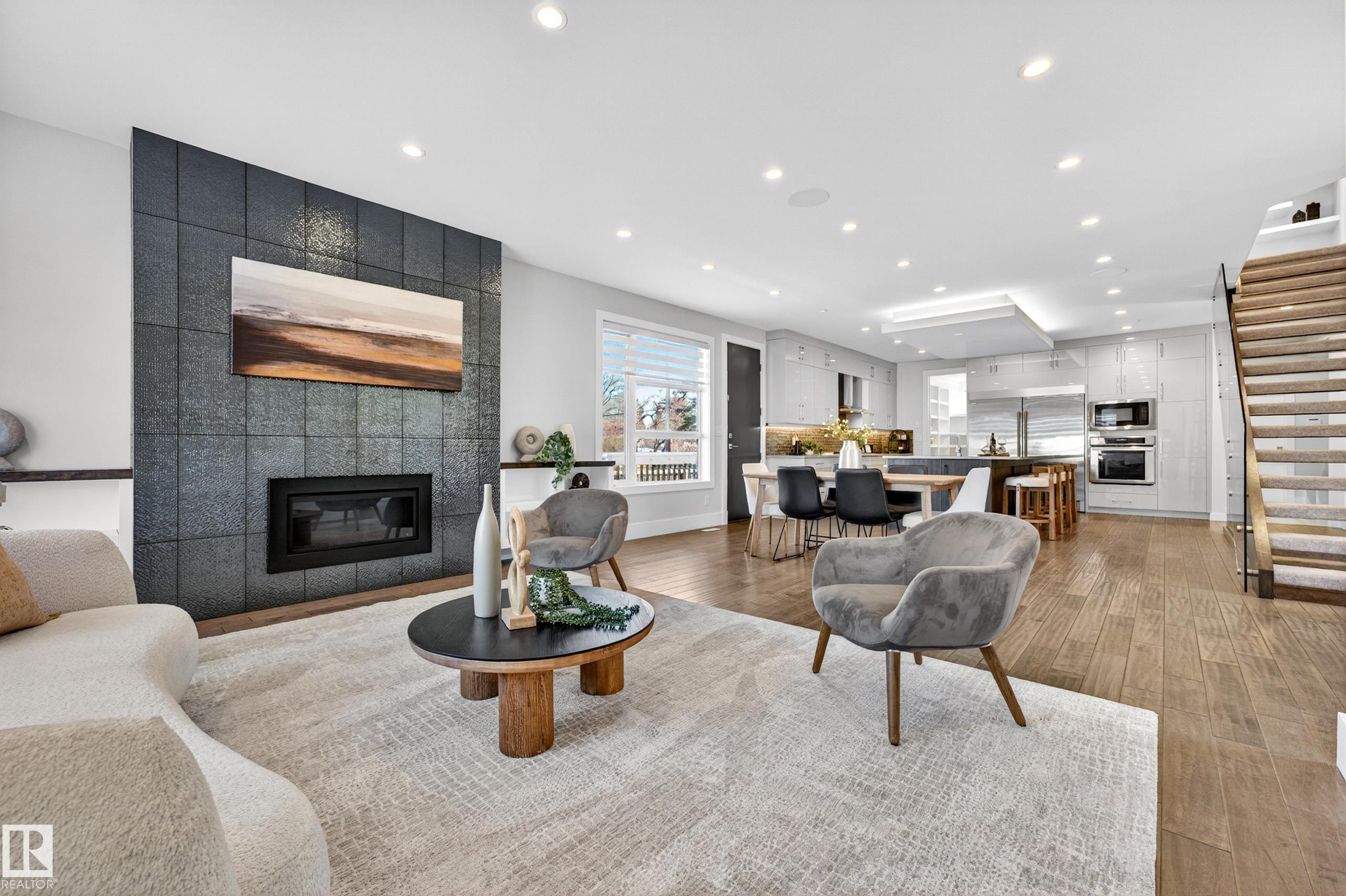 Photo 8 at 14132 97 Avenue NW, Crestwood, Edmonton