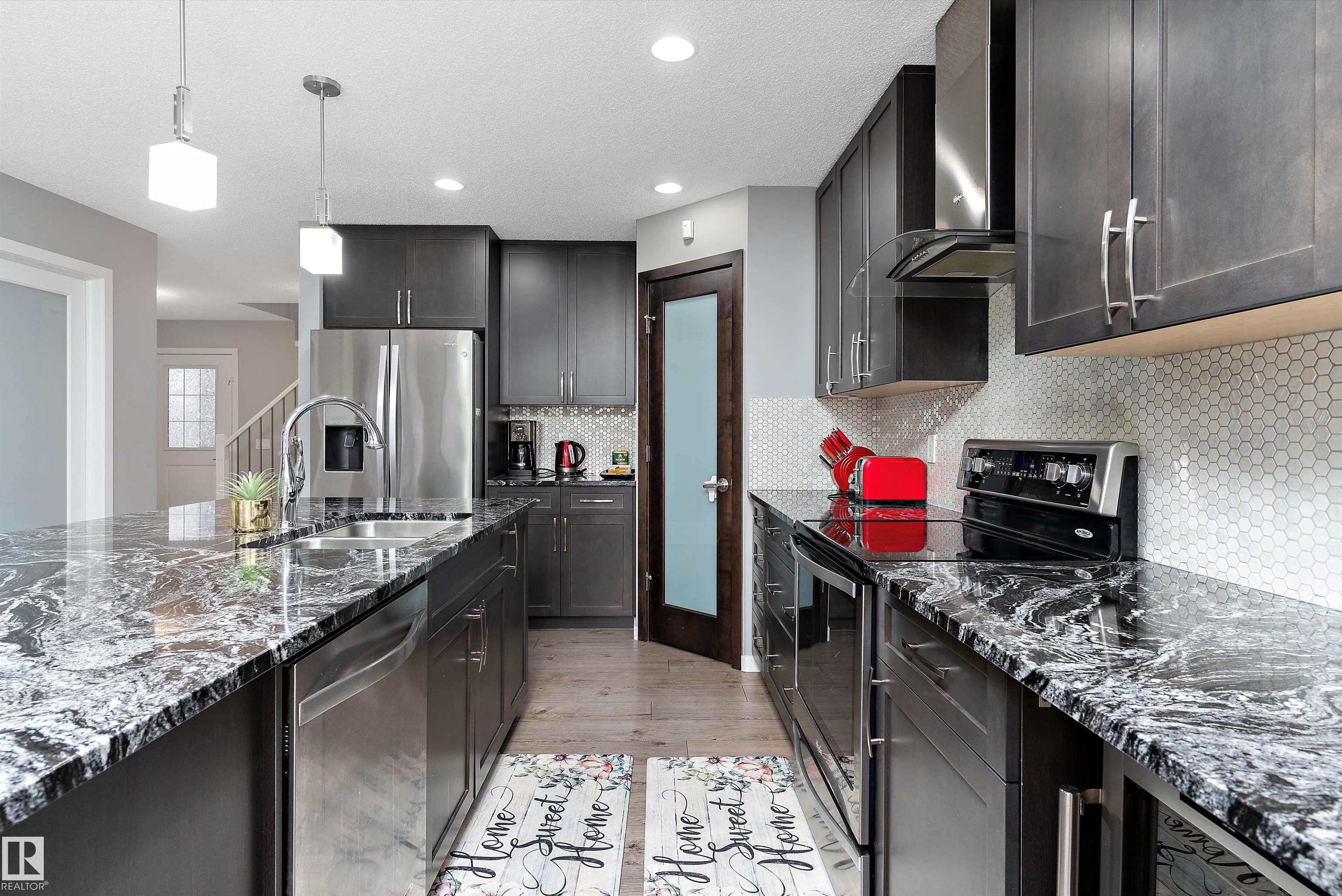 Photo 12 at 4294 126a Avenue NW, Homesteader, Edmonton