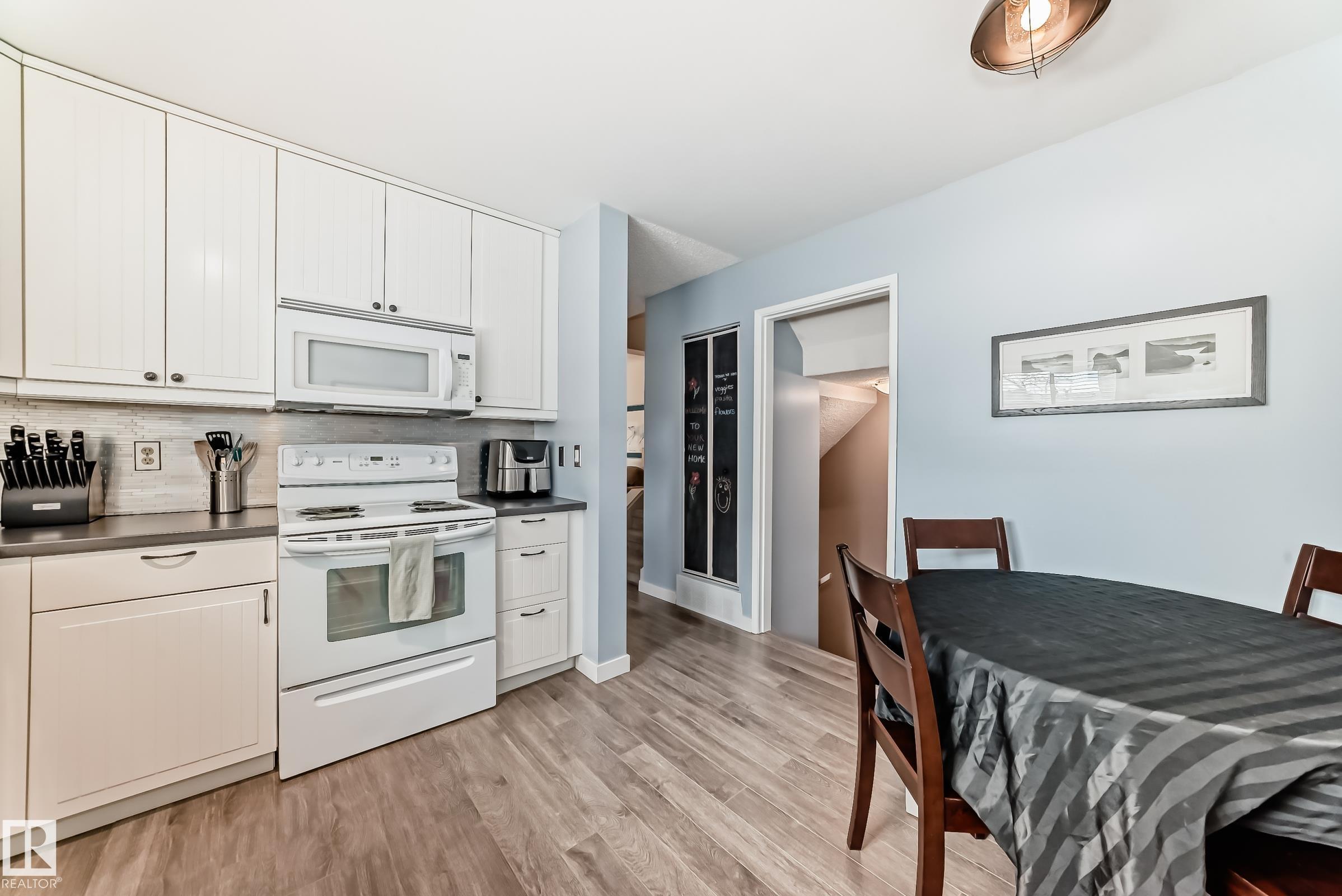 Photo 15 at 8113 27 Avenue NW, Meyonohk, Edmonton