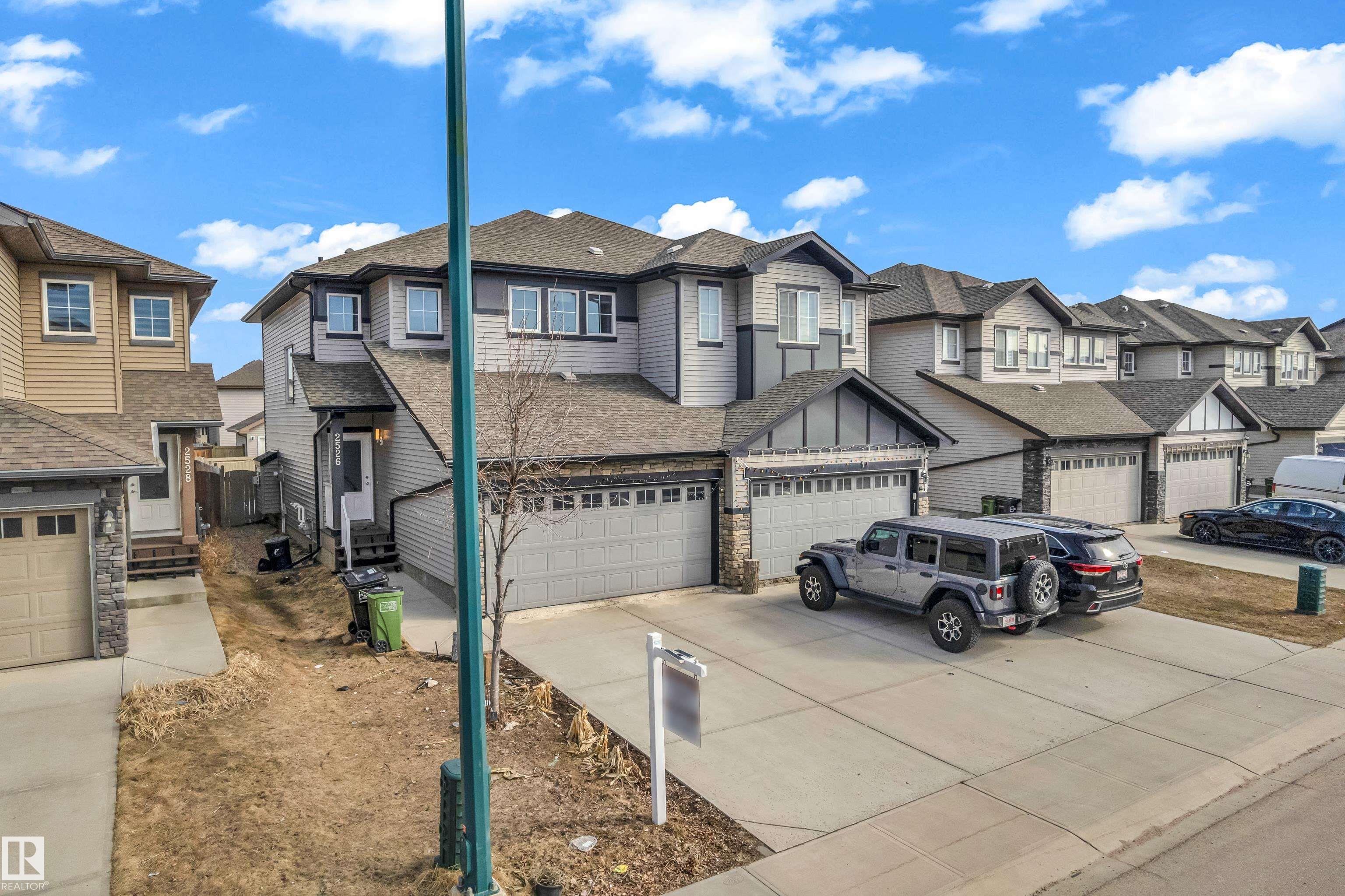 2526 19a Avenue NW, Laurel, Edmonton