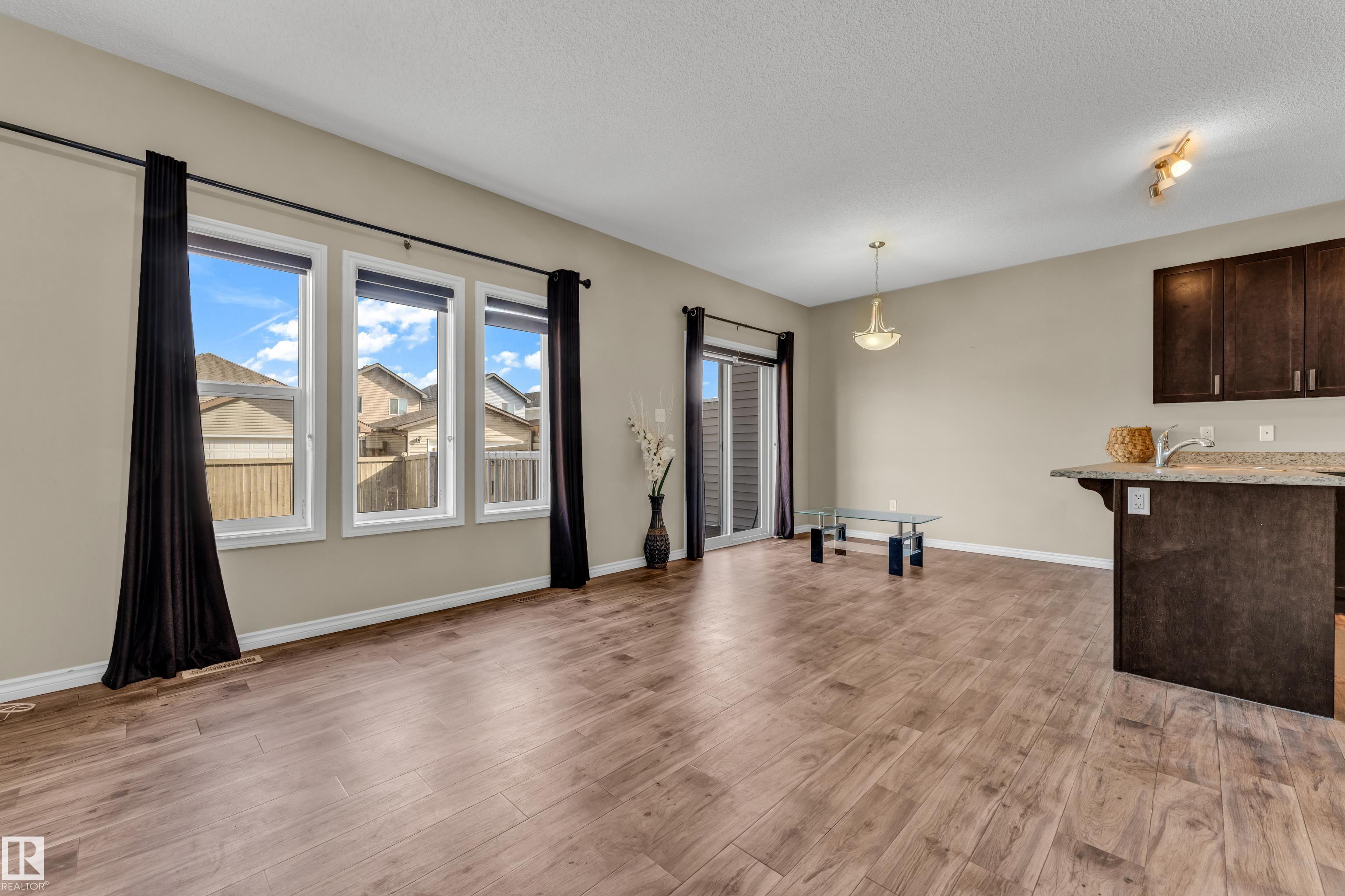 Photo 14 at 2526 19a Avenue NW, Laurel, Edmonton