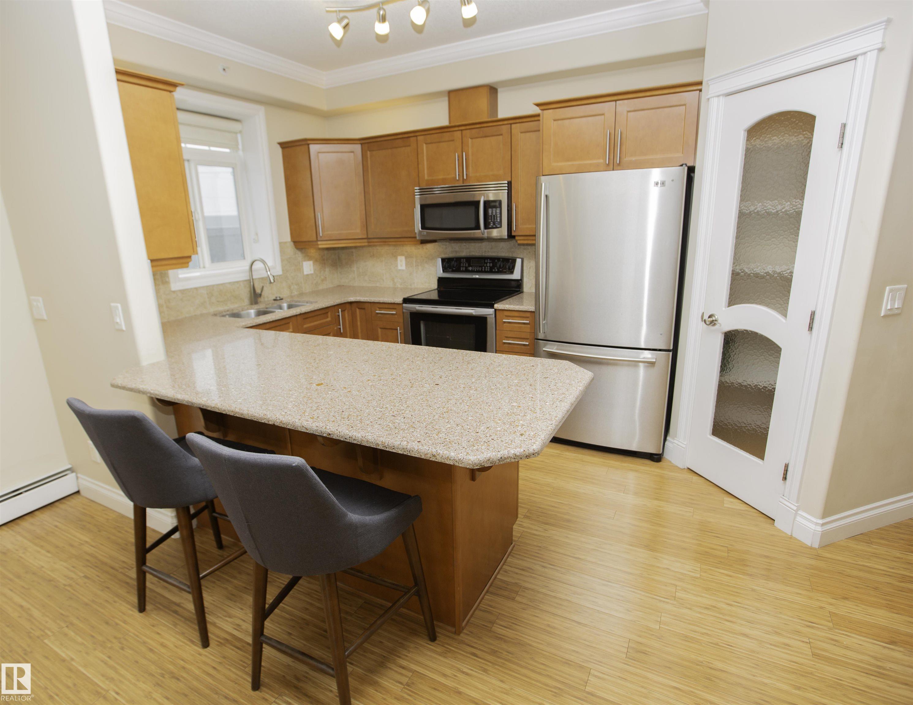 202 - 8631 108 Street NW, Garneau, Edmonton