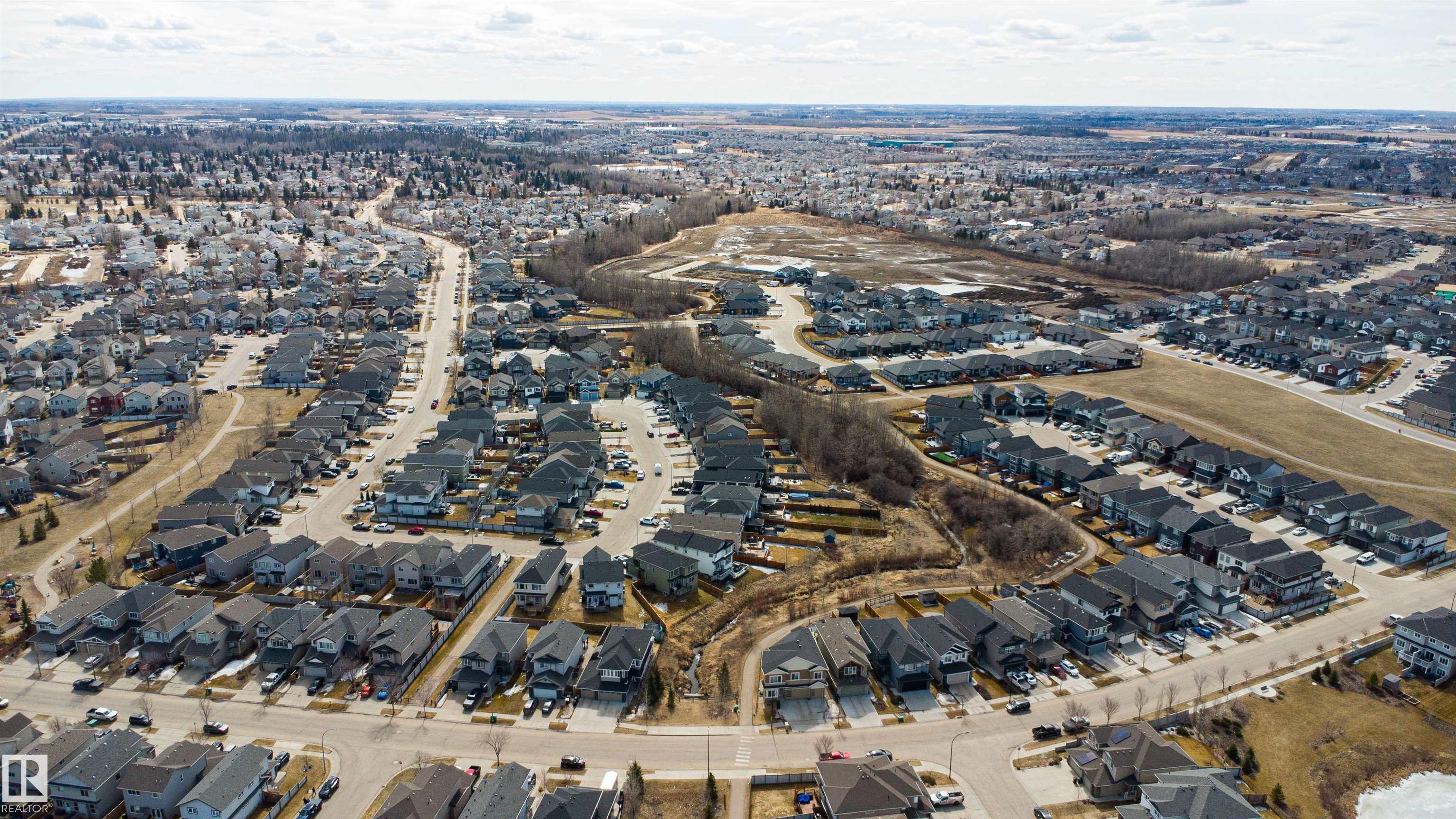 Photo 44 at 9 Axelwood Crescent, Jesperdale, Spruce Grove