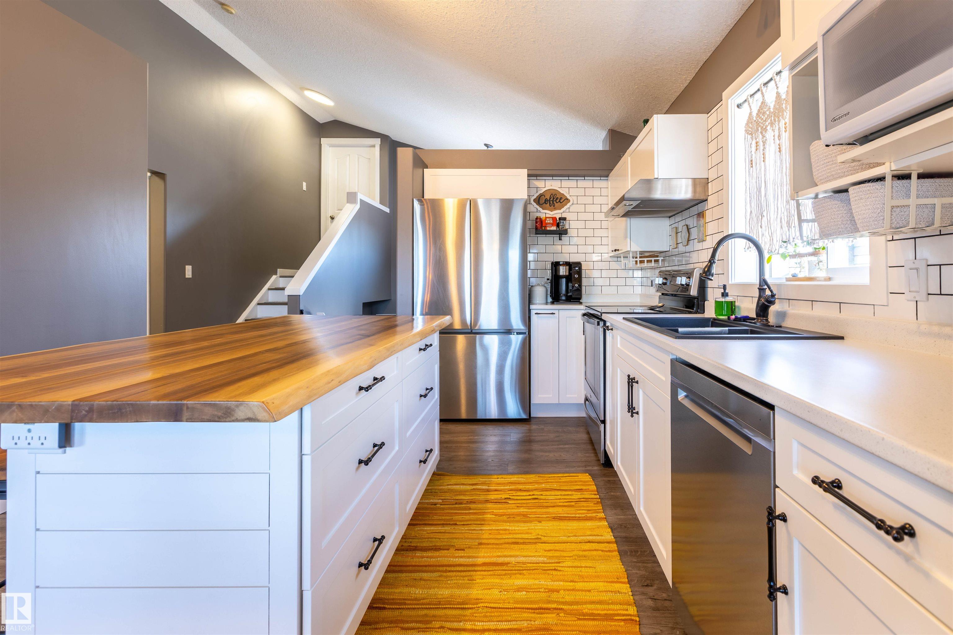 9719 87 Street, Morinville