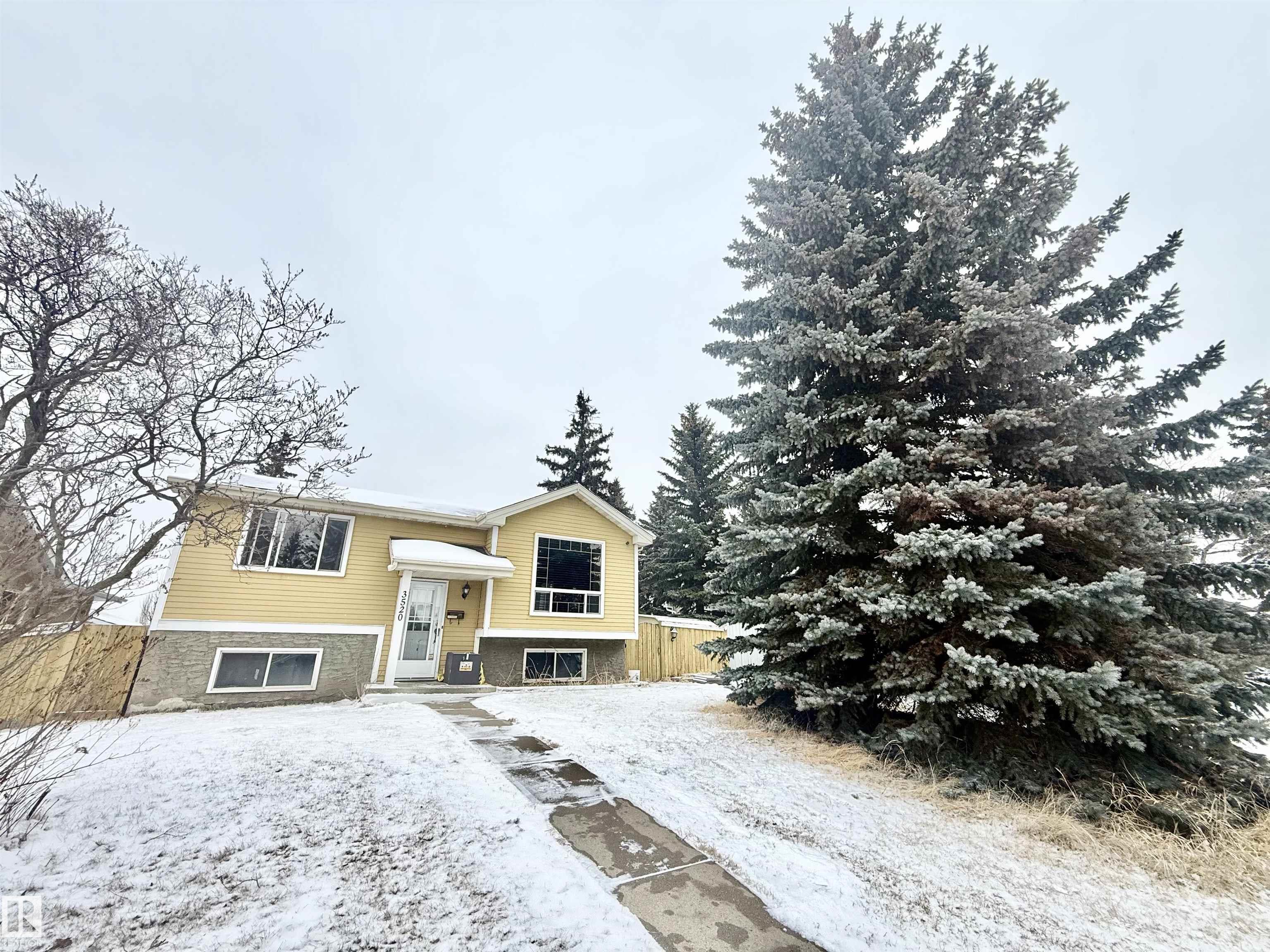 3520 17b Avenue NW, Daly Grove, Edmonton