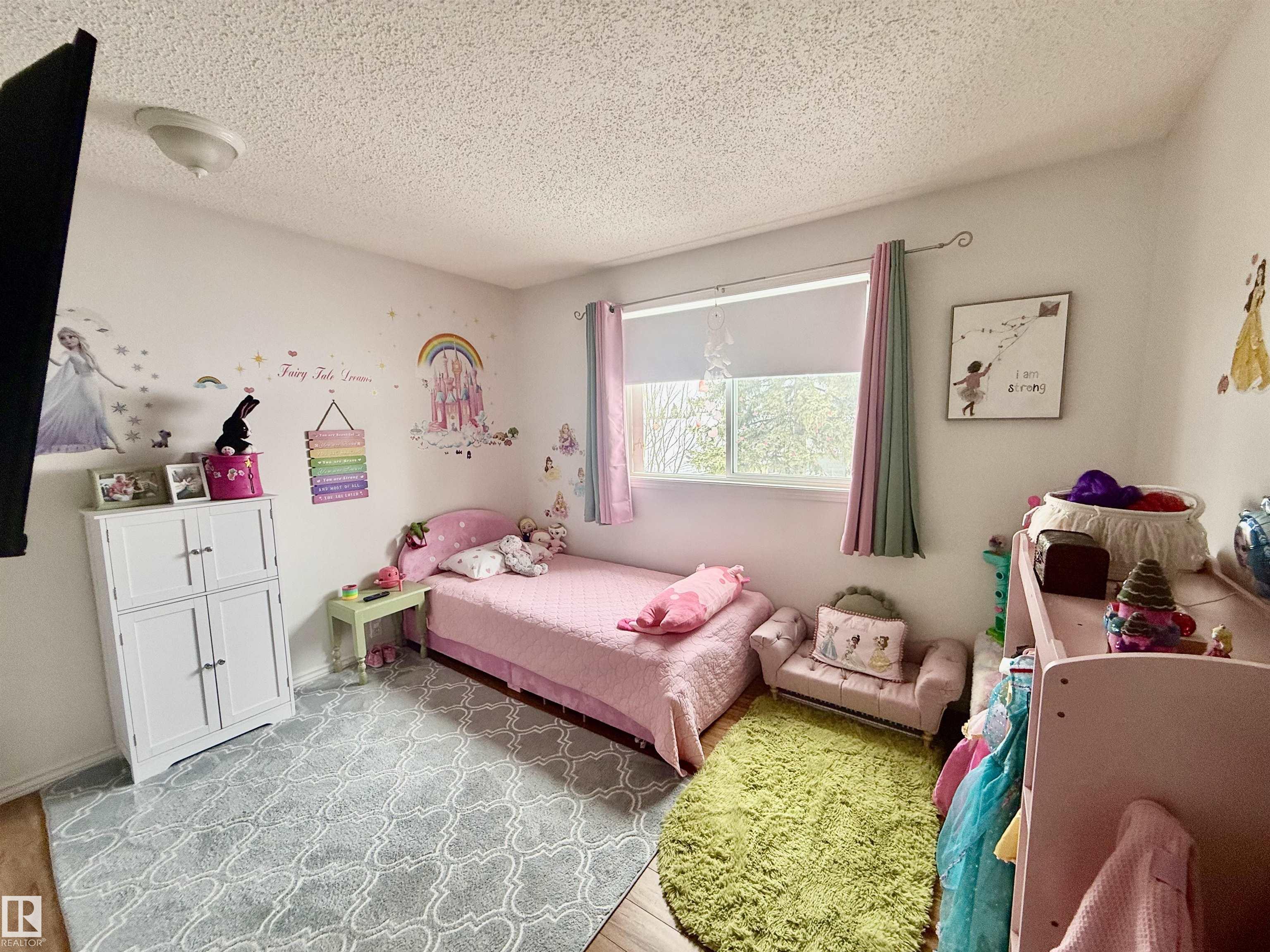 Photo 11 at 3520 17b Avenue NW, Daly Grove, Edmonton