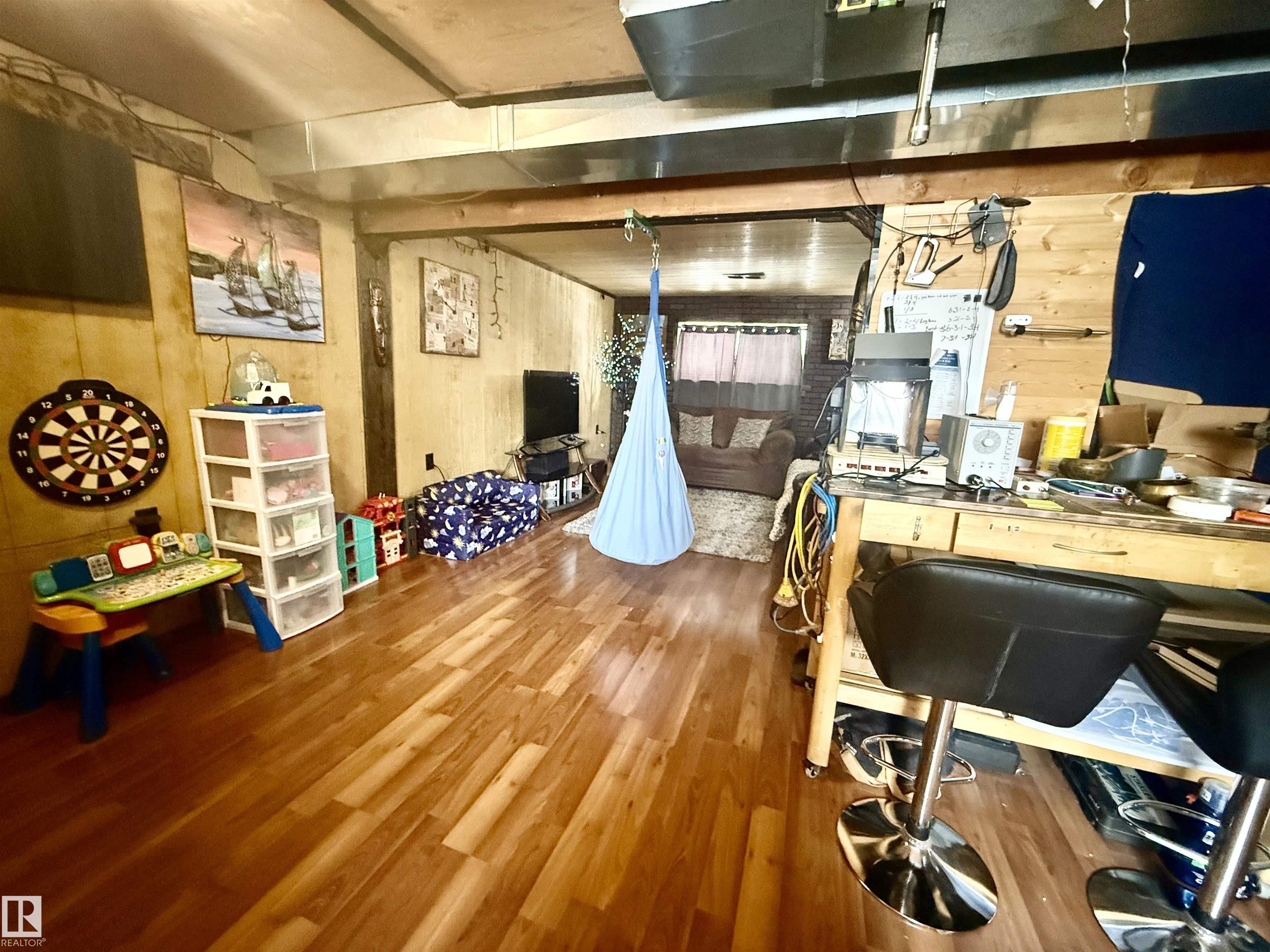 Photo 15 at 3520 17b Avenue NW, Daly Grove, Edmonton