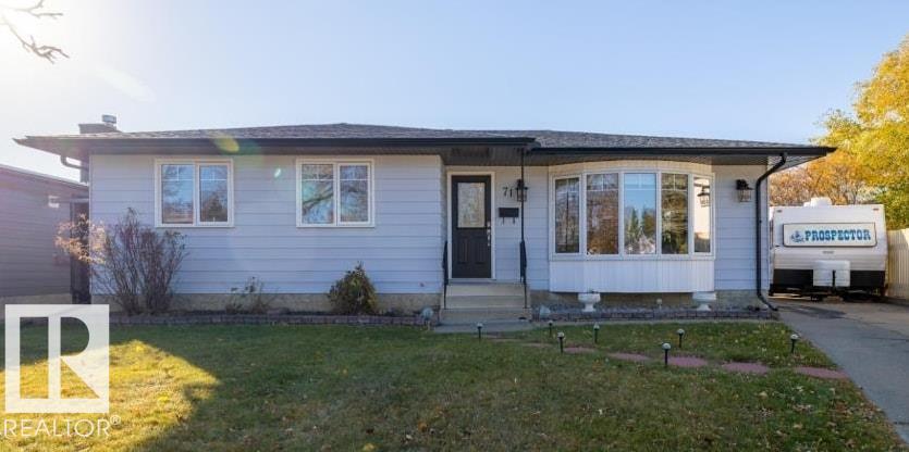 71 Labelle Crescent, Lacombe Park, St. Albert