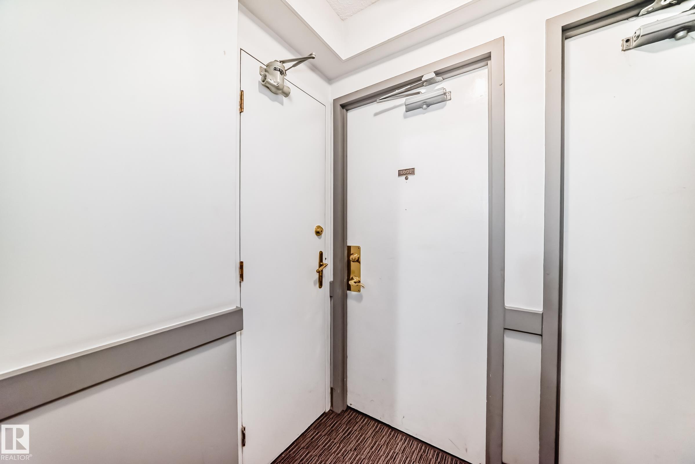 1601 - 9909 110 Street NW, Wîhkwêntôwin, Edmonton