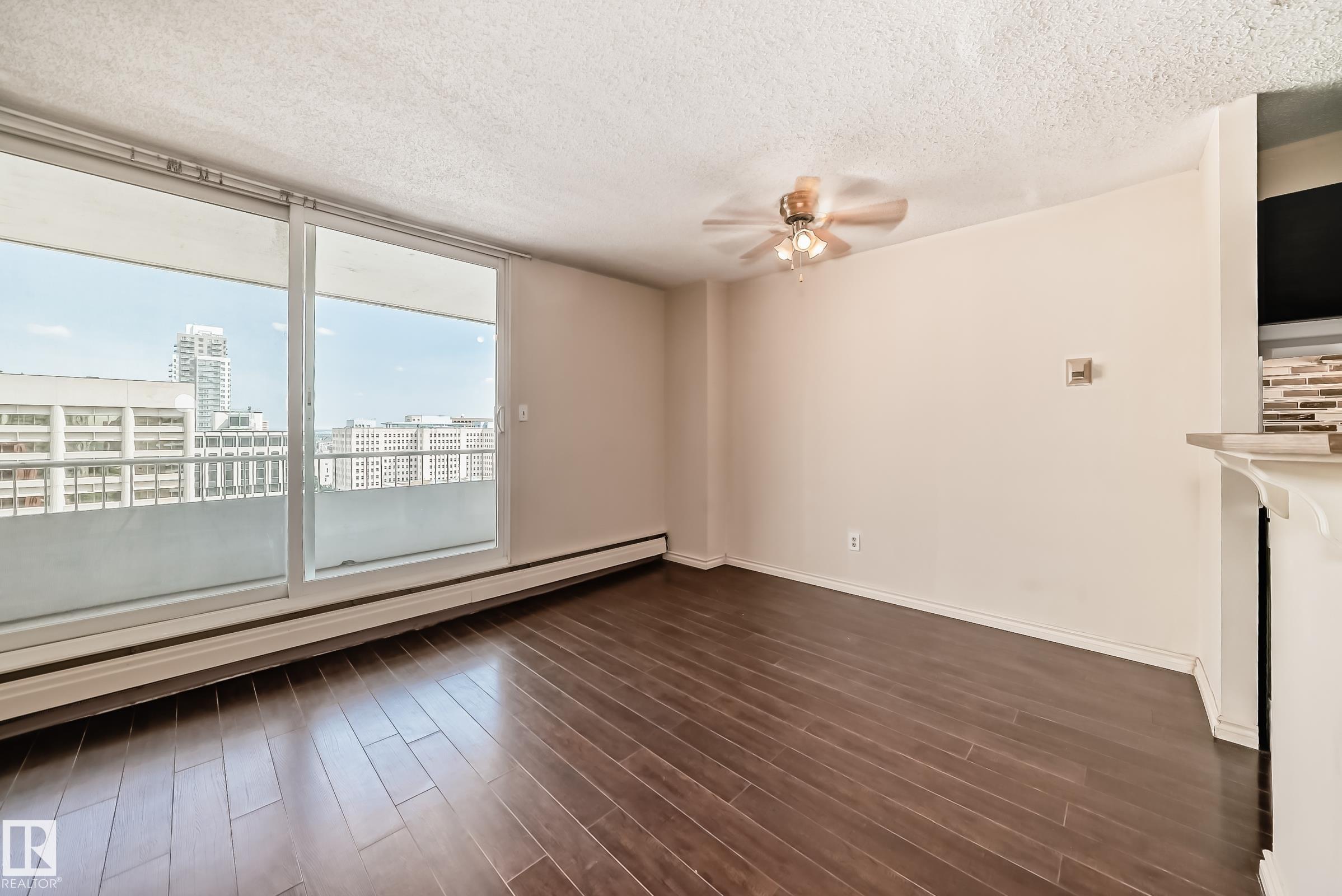 Photo 10 at 1601 - 9909 110 Street NW, Wîhkwêntôwin, Edmonton