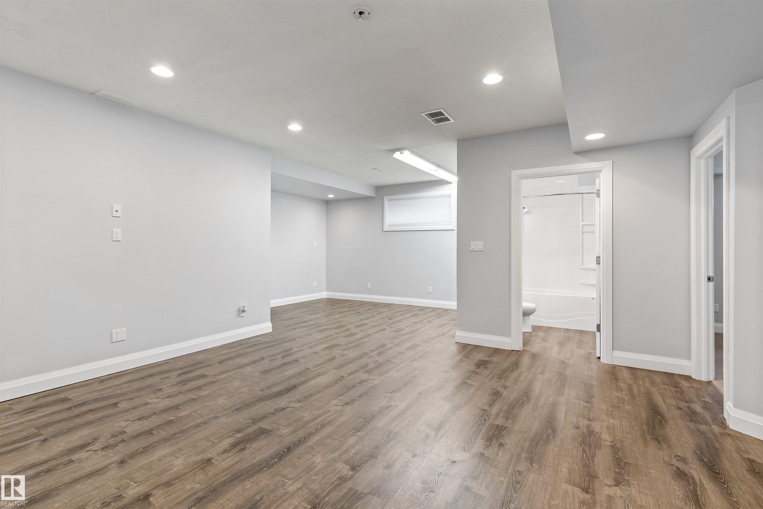 Photo 32 at 8910 97 Avenue, Morinville