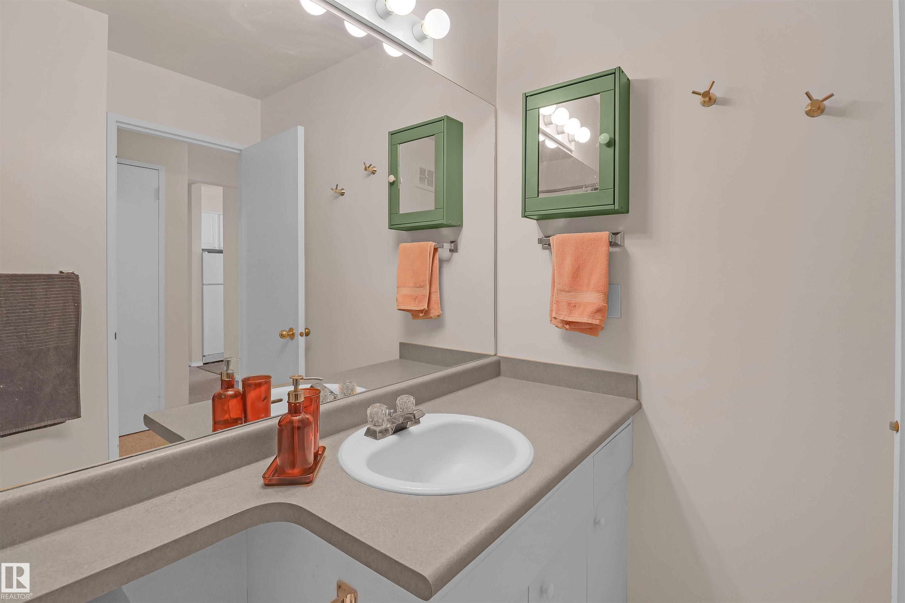 Photo 18 at 201 - 11445 41 Avenue NW, Royal Gardens, Edmonton