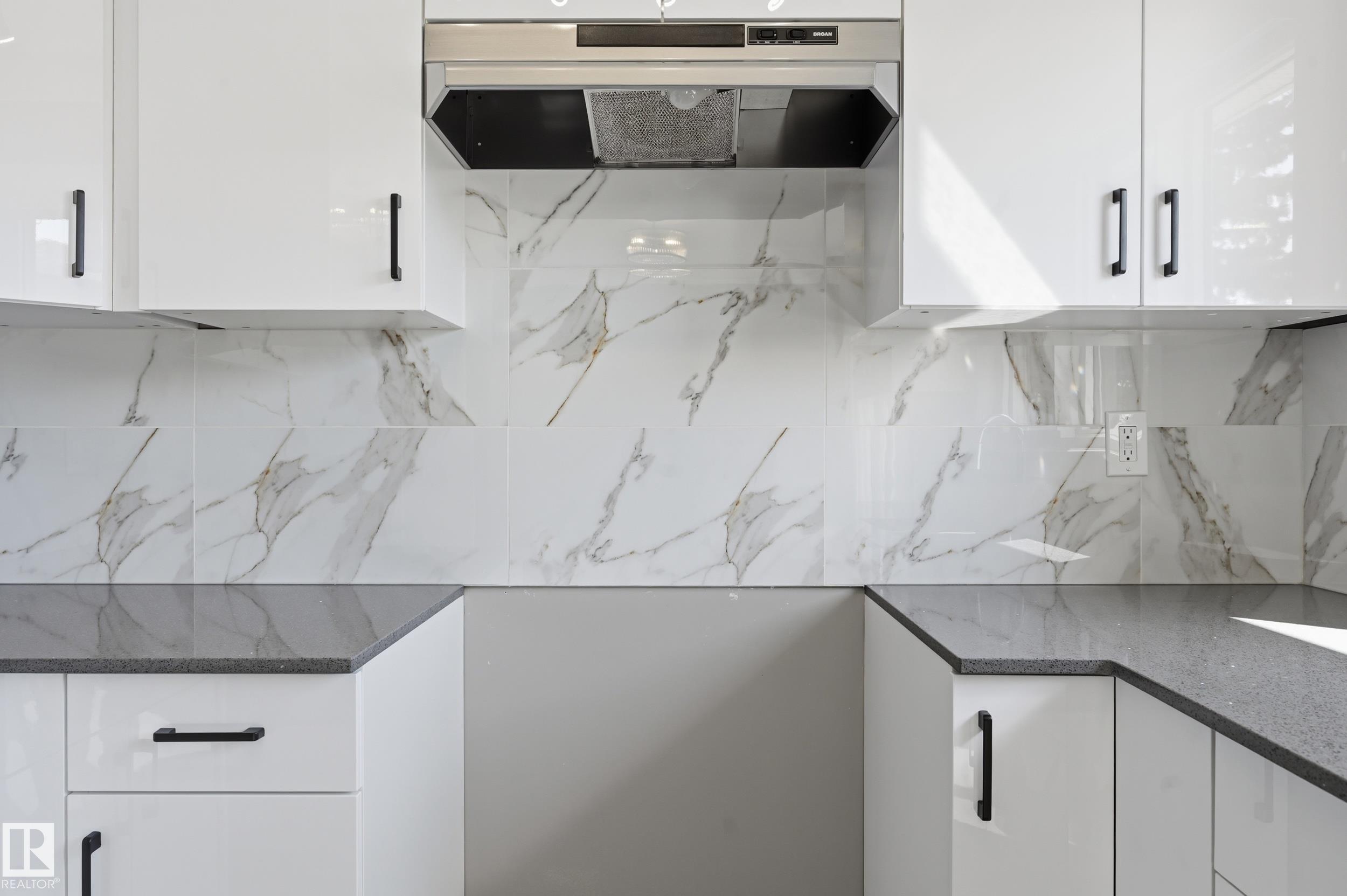 Photo 21 at 6907 19 Avenue NW, Ekota, Edmonton