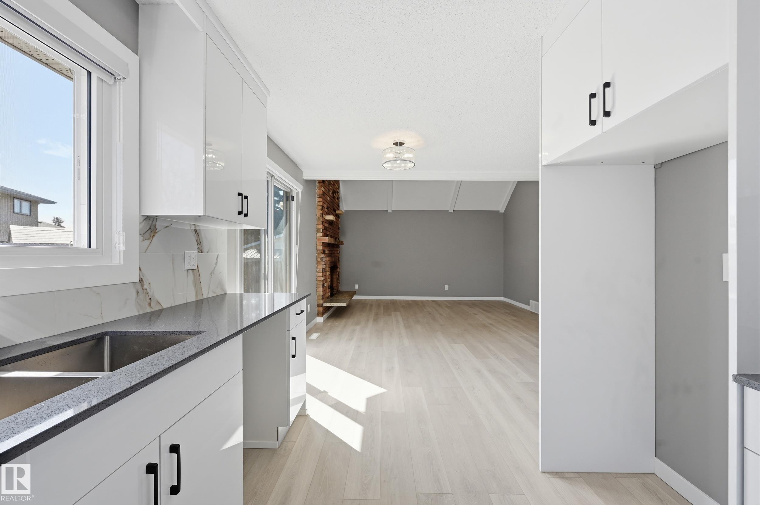 Photo 23 at 6907 19 Avenue NW, Ekota, Edmonton