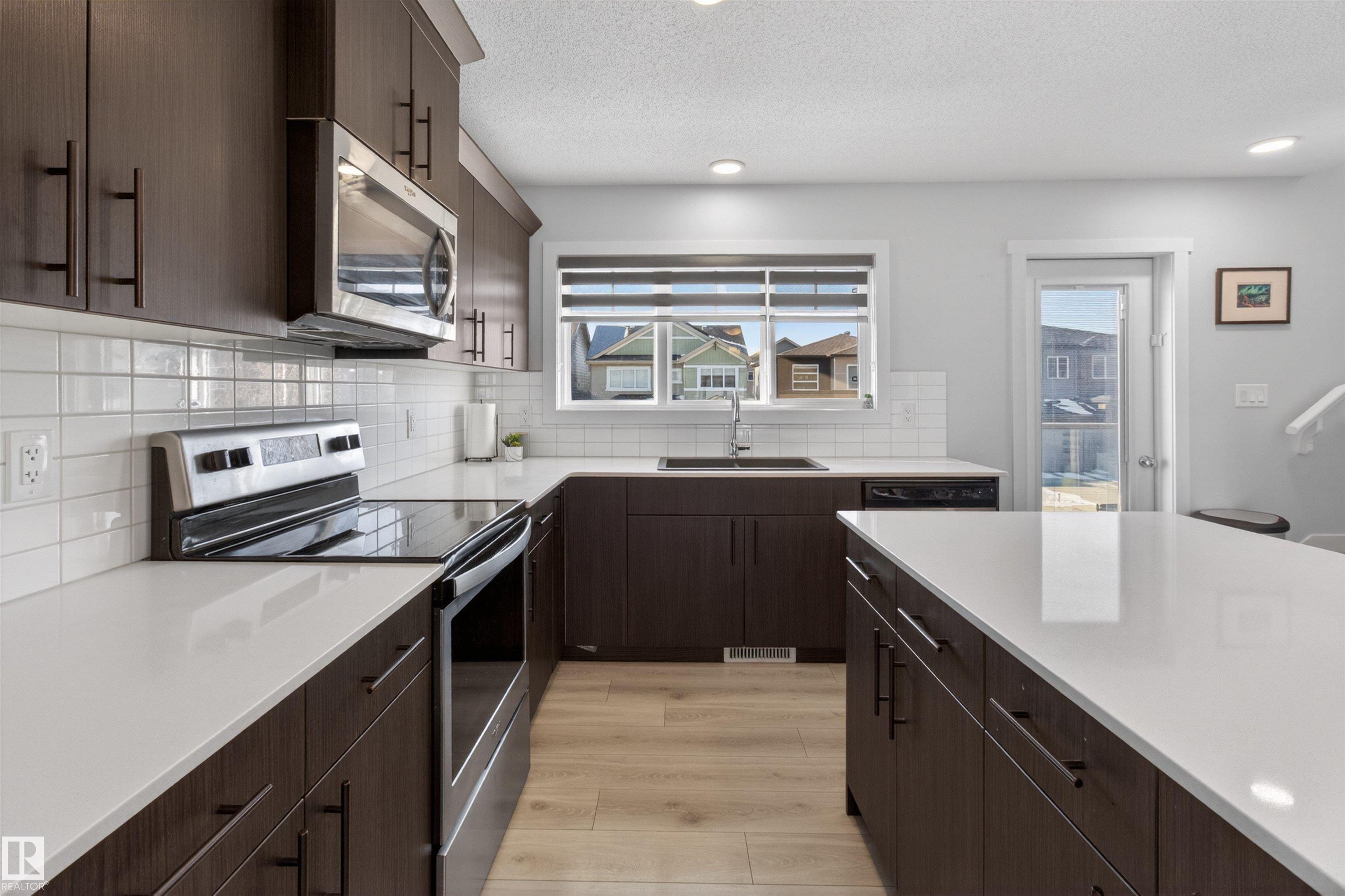 Photo 13 at 19722 26a Avenue NW, The Uplands, Edmonton