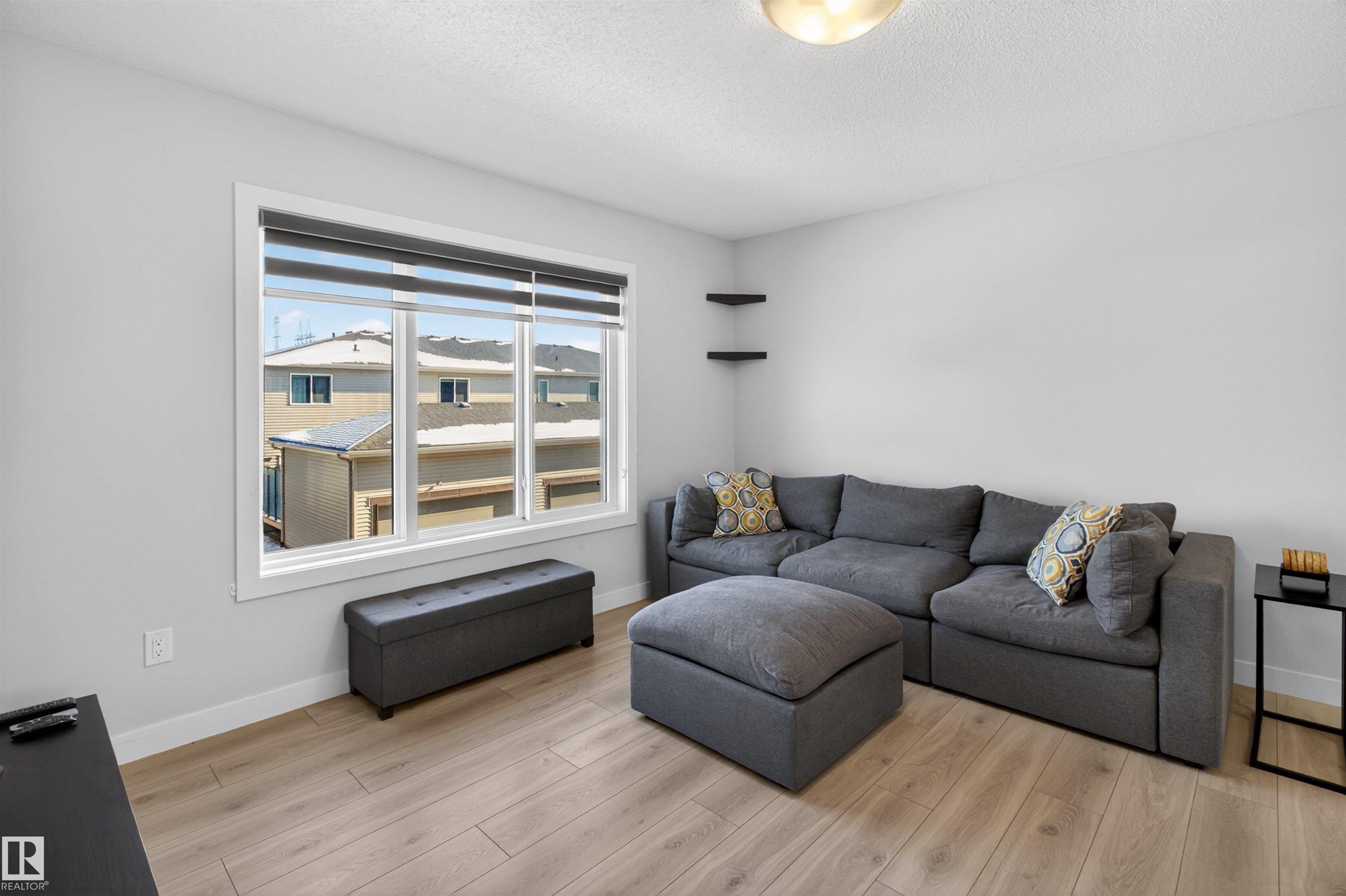 Photo 7 at 19722 26a Avenue NW, The Uplands, Edmonton