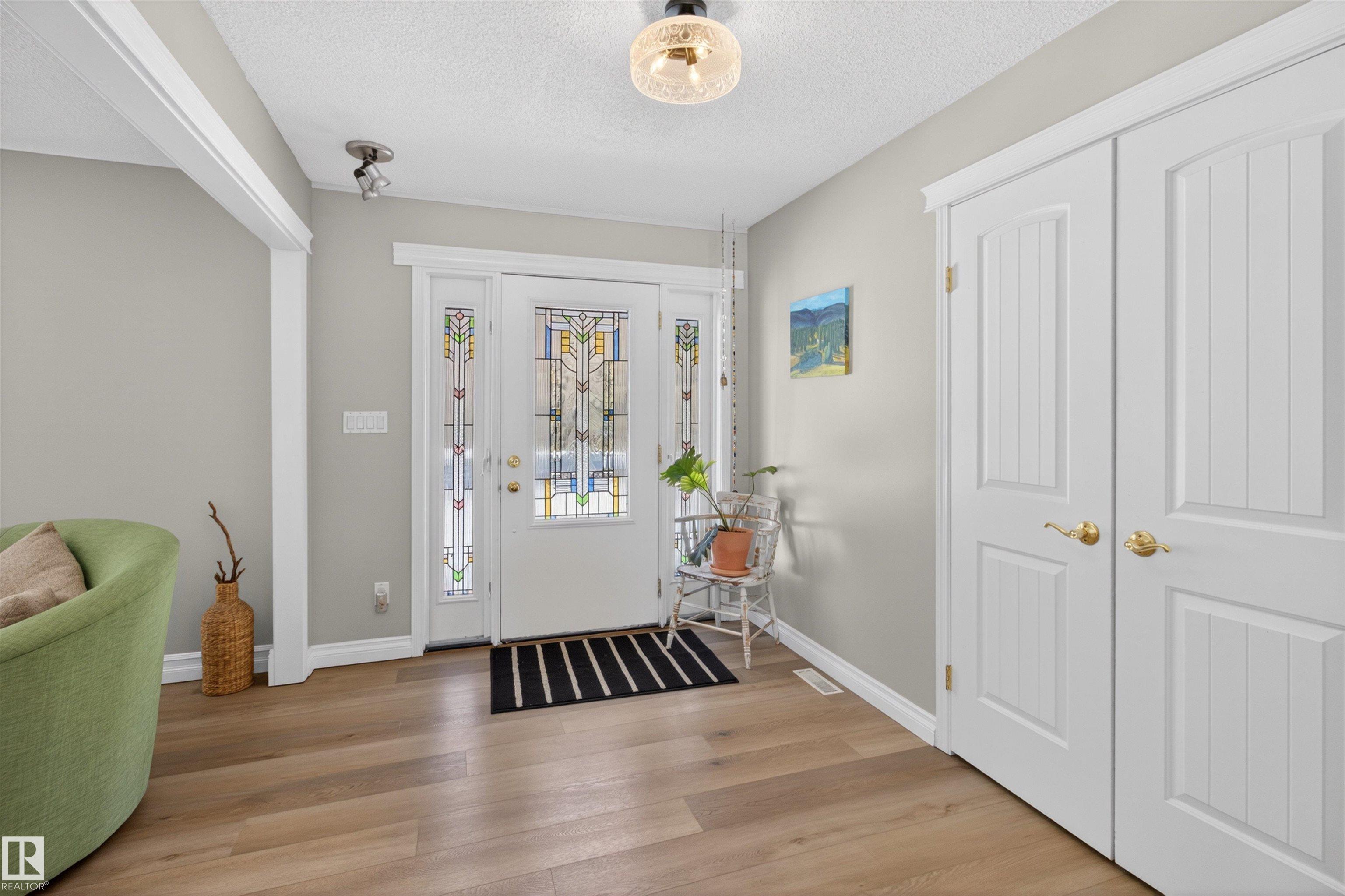 Photo 7 at 98 - 52552 Rge Road 224, Sun Hill Estates, Rural Strathcona County