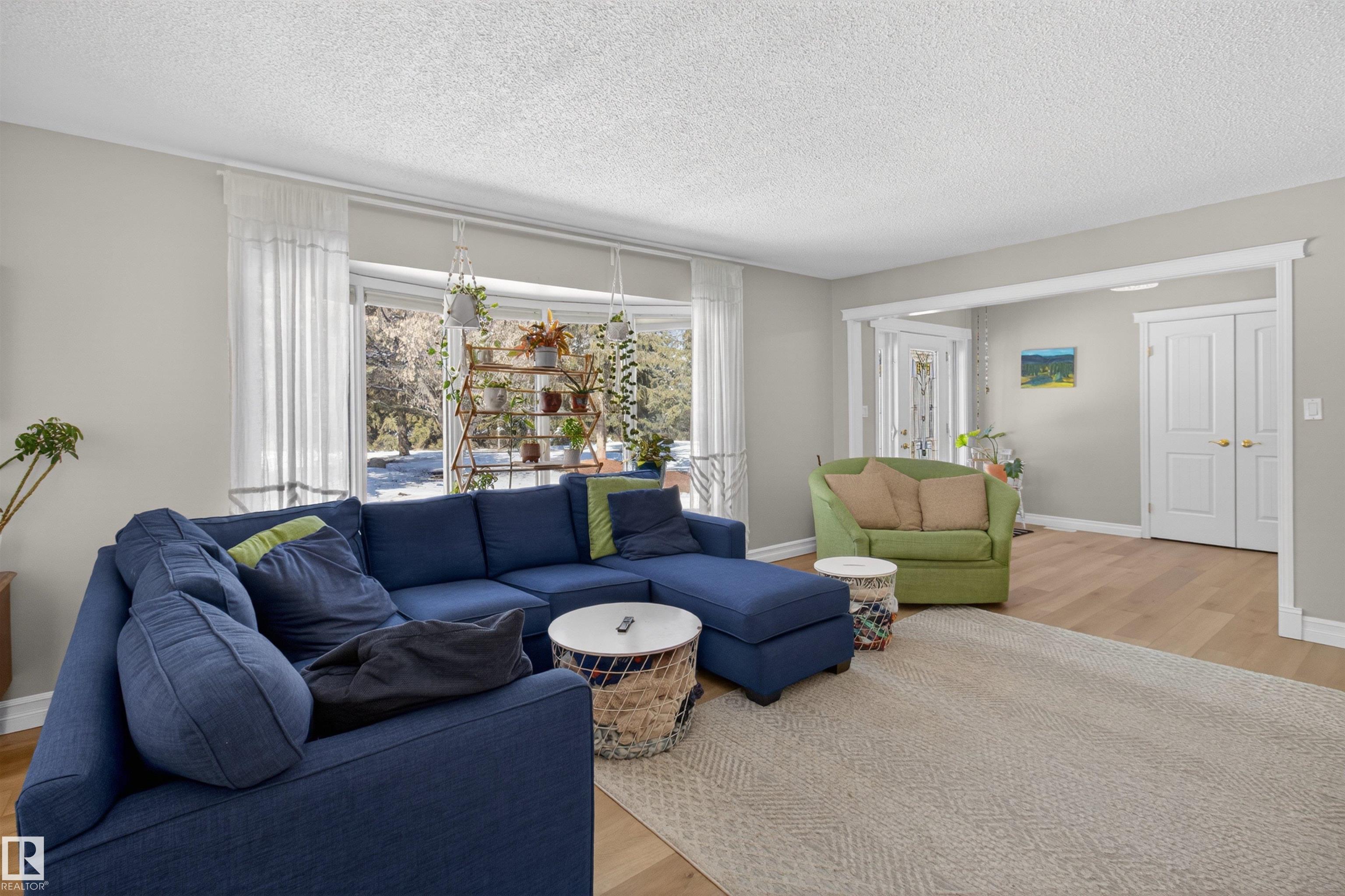 Photo 10 at 98 - 52552 Rge Road 224, Sun Hill Estates, Rural Strathcona County