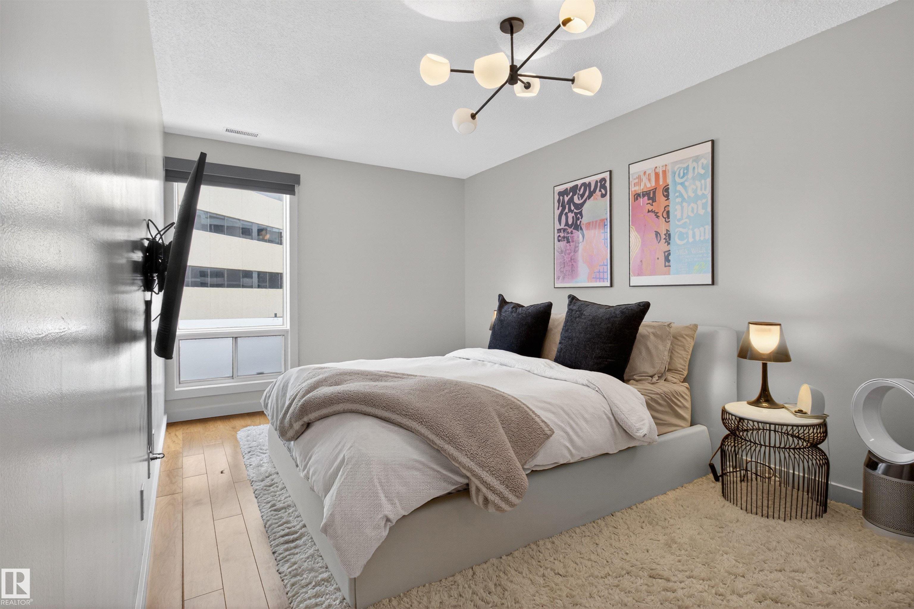 Photo 12 at 305 - 10026 112 Street NW, Wîhkwêntôwin, Edmonton