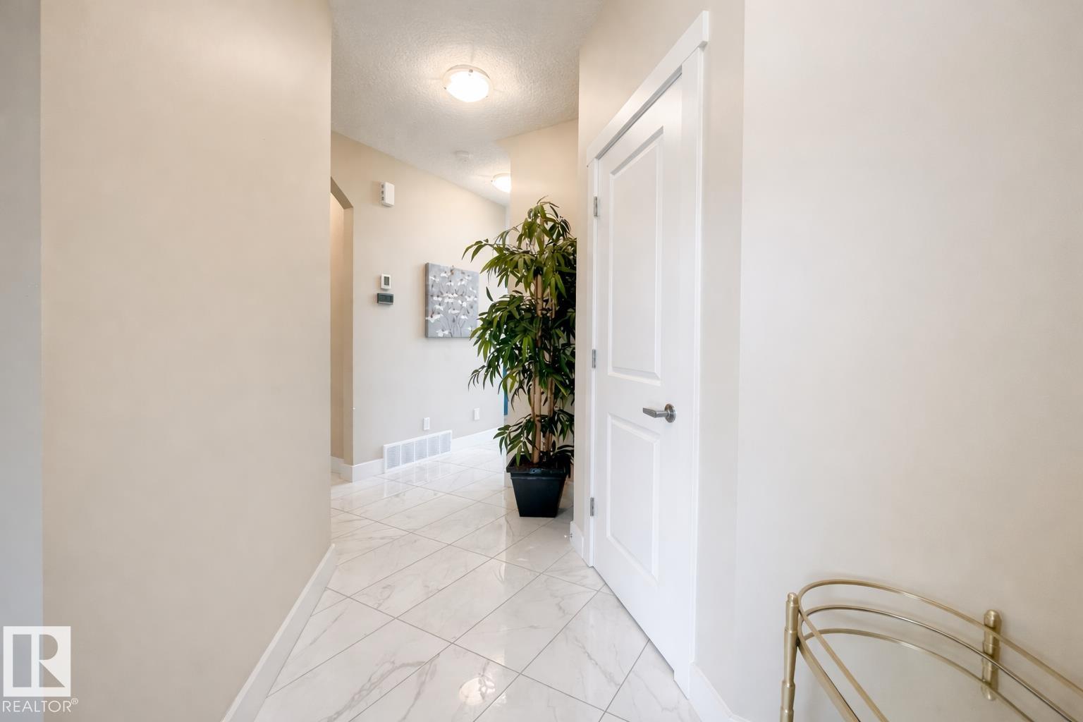 Photo 22 at 20119 29 Avenue NW, The Uplands, Edmonton