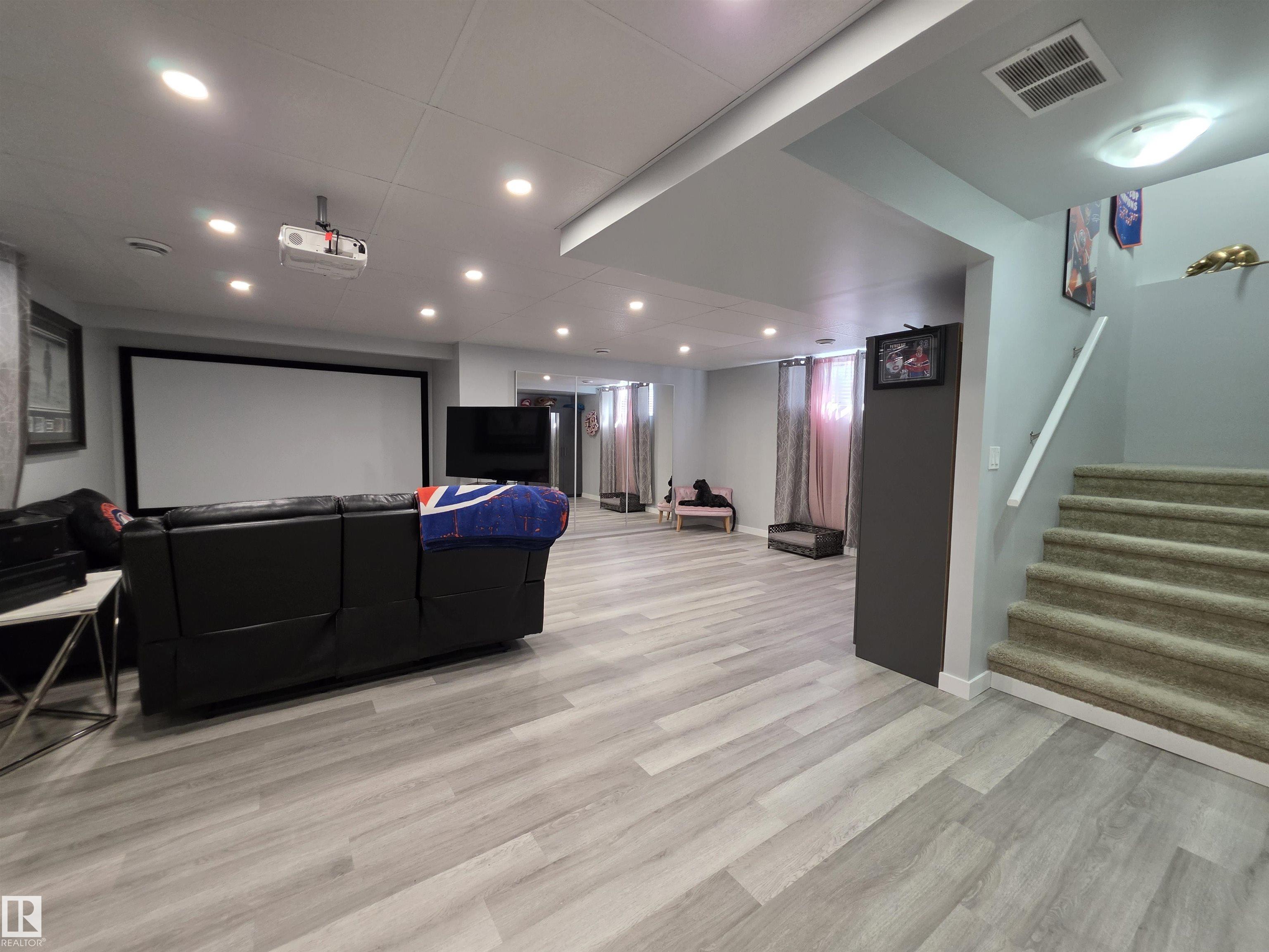 Photo 48 at 20119 29 Avenue NW, The Uplands, Edmonton