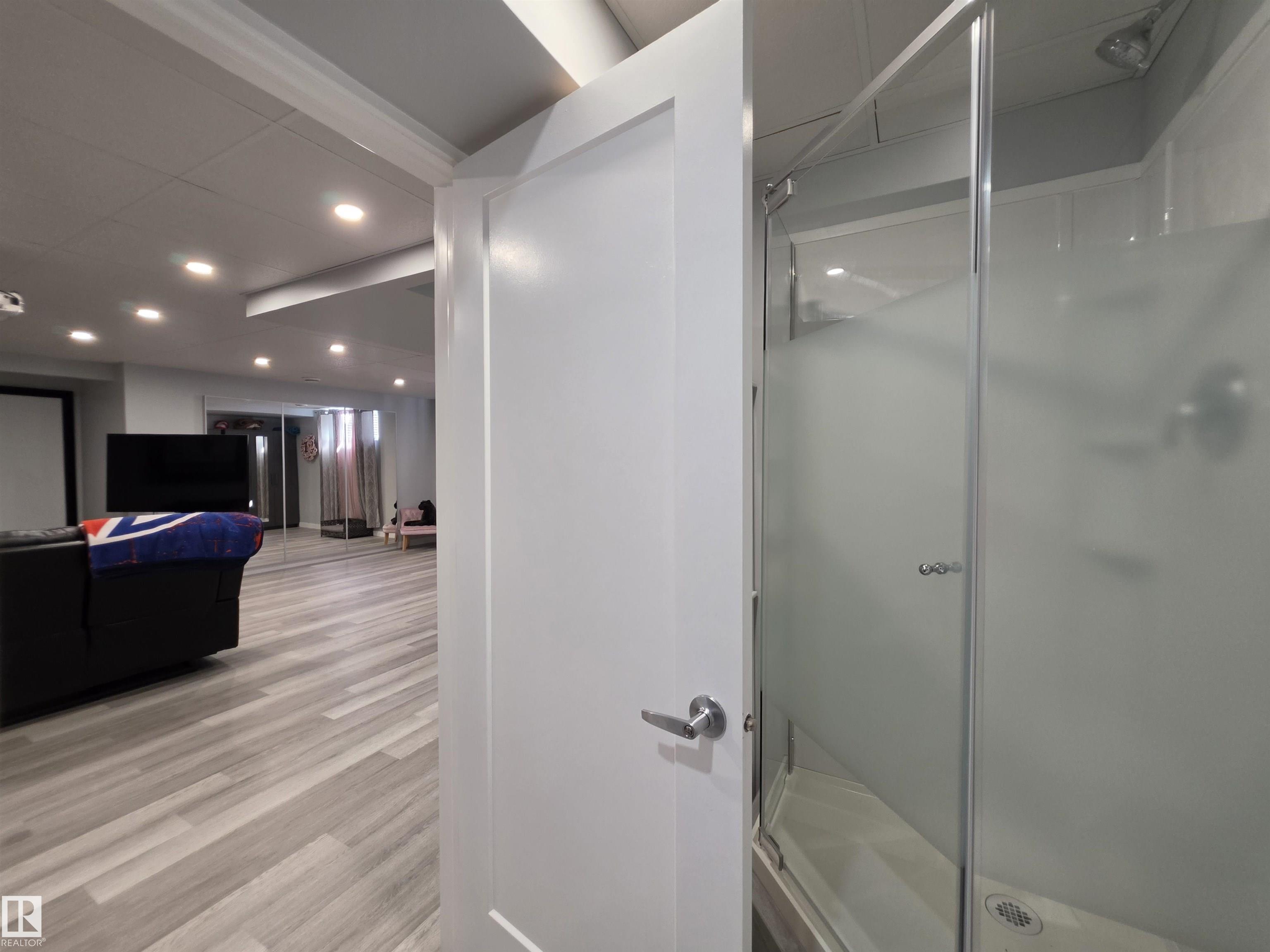 Photo 53 at 20119 29 Avenue NW, The Uplands, Edmonton