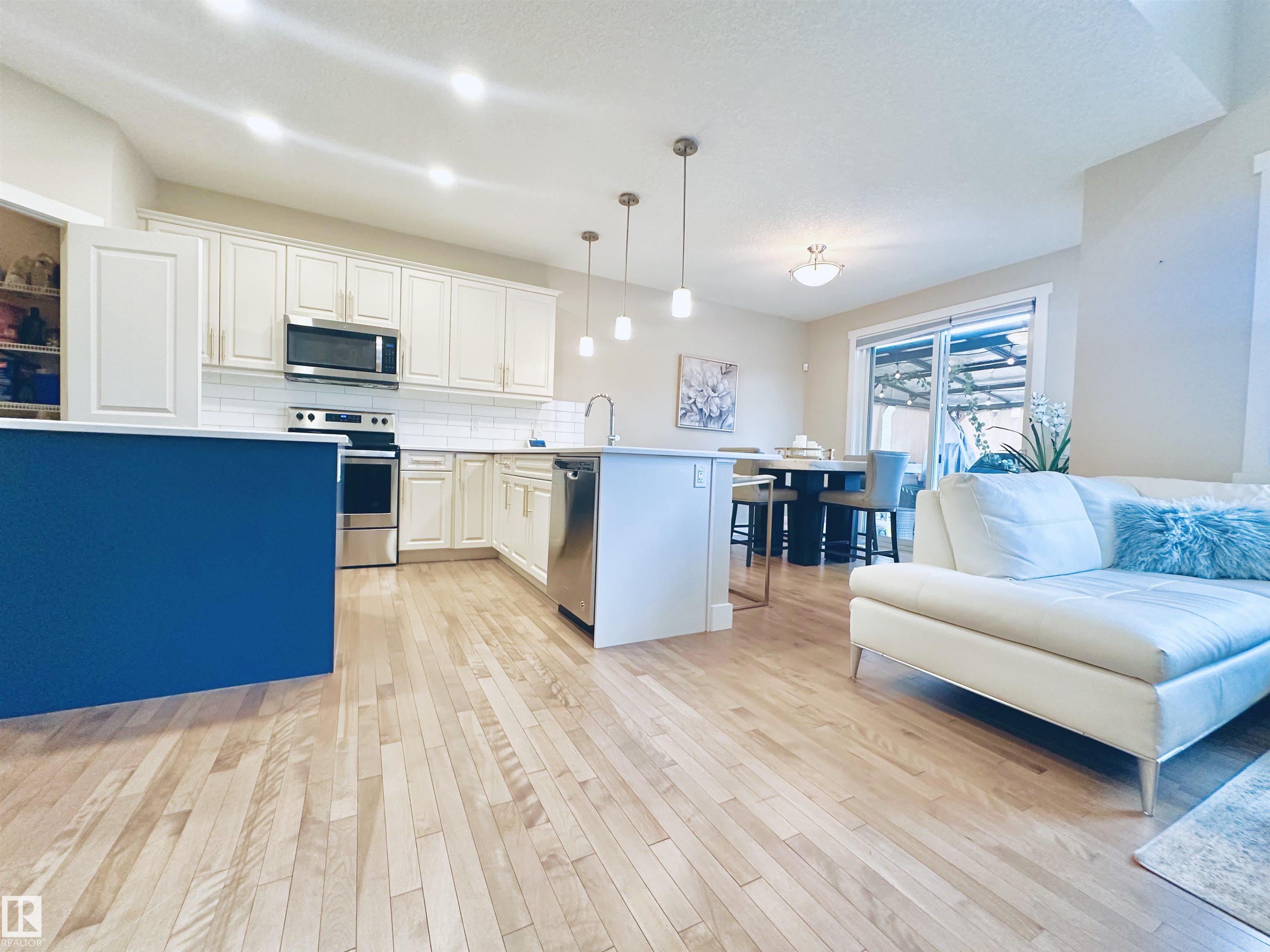 Photo 7 at 20119 29 Avenue NW, The Uplands, Edmonton