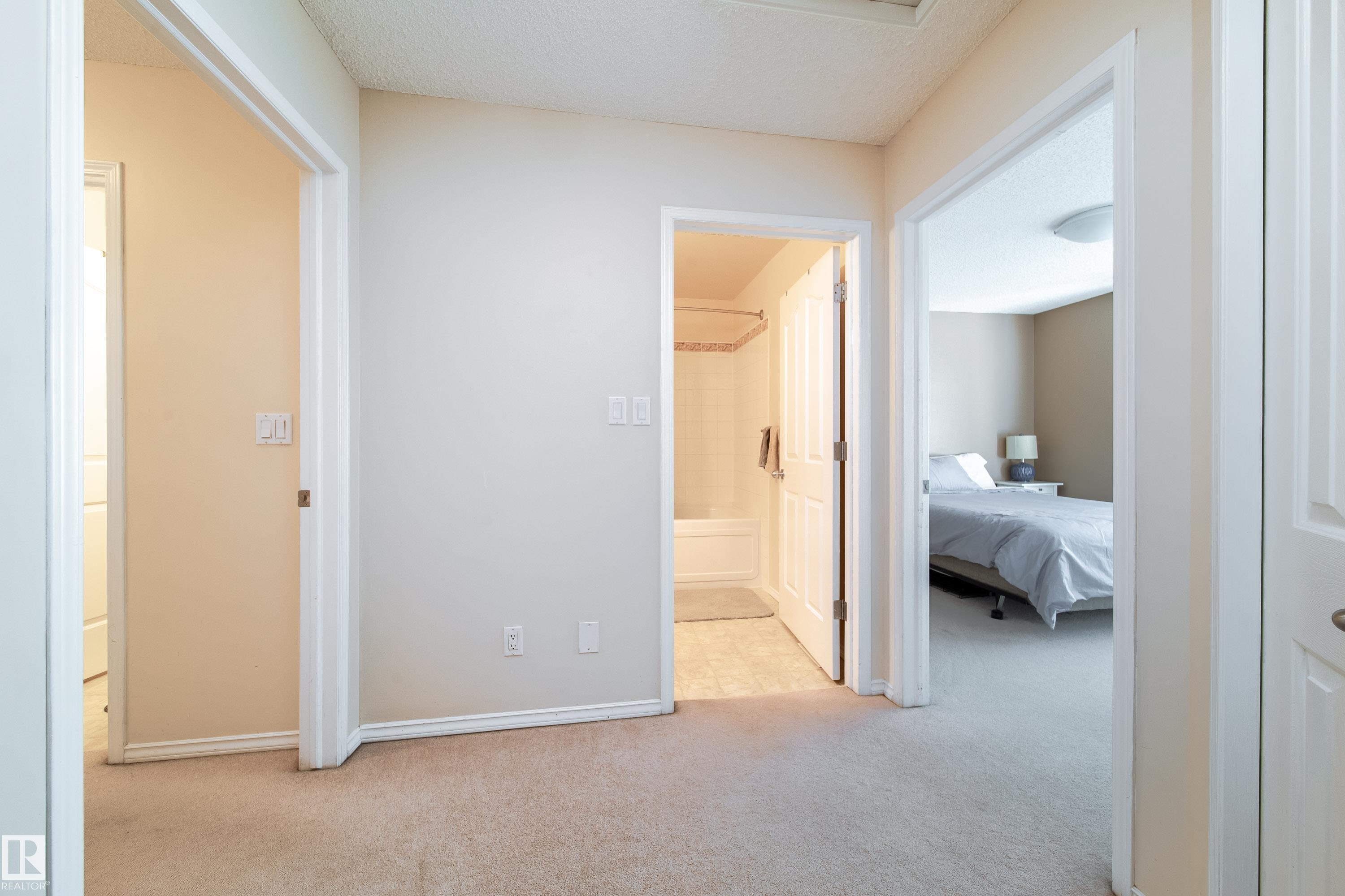 Photo 19 at 11 - 10235 111 Street NW, Downtown, Edmonton