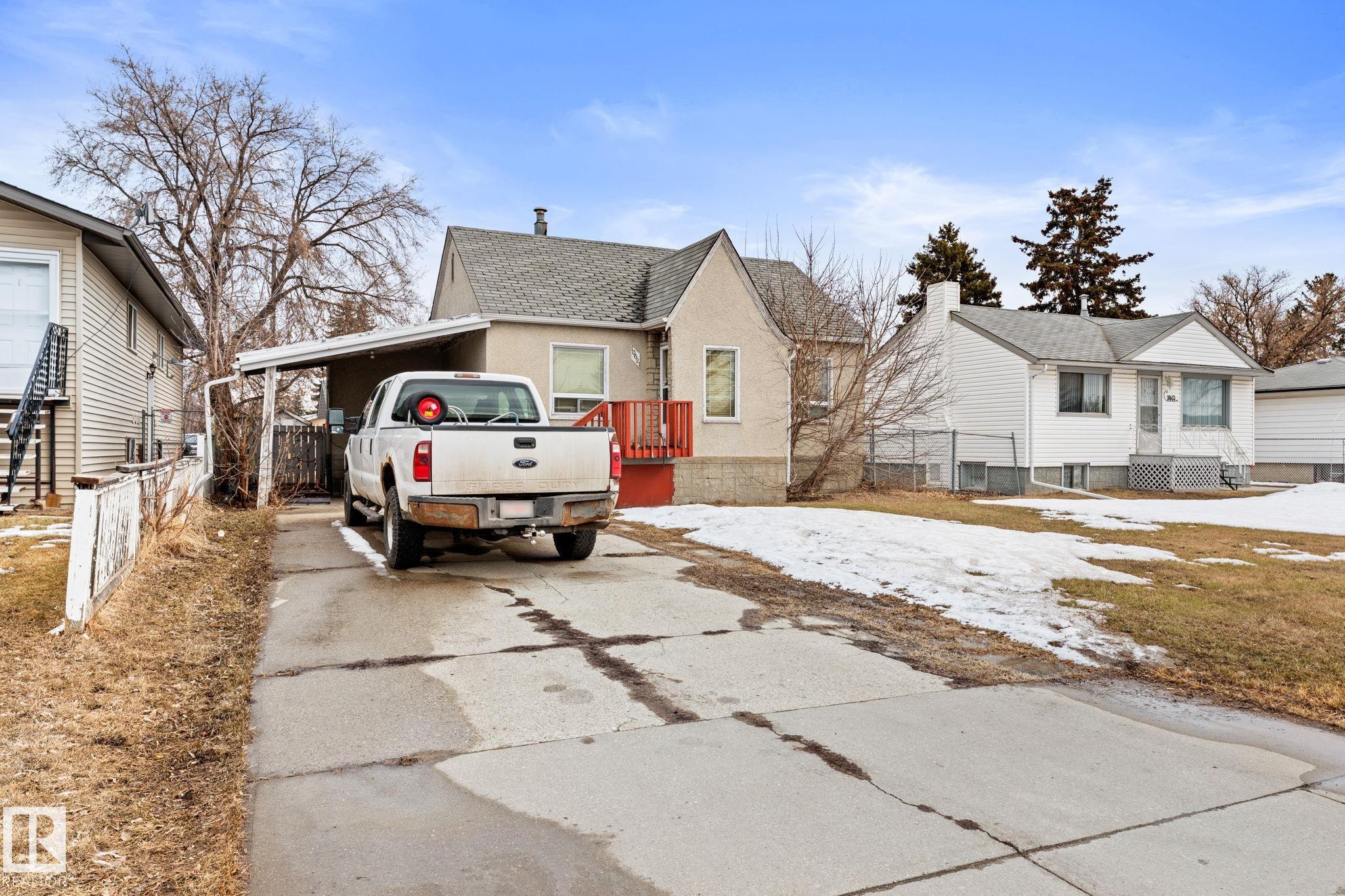 10621 153 Street NW, Canora, Edmonton