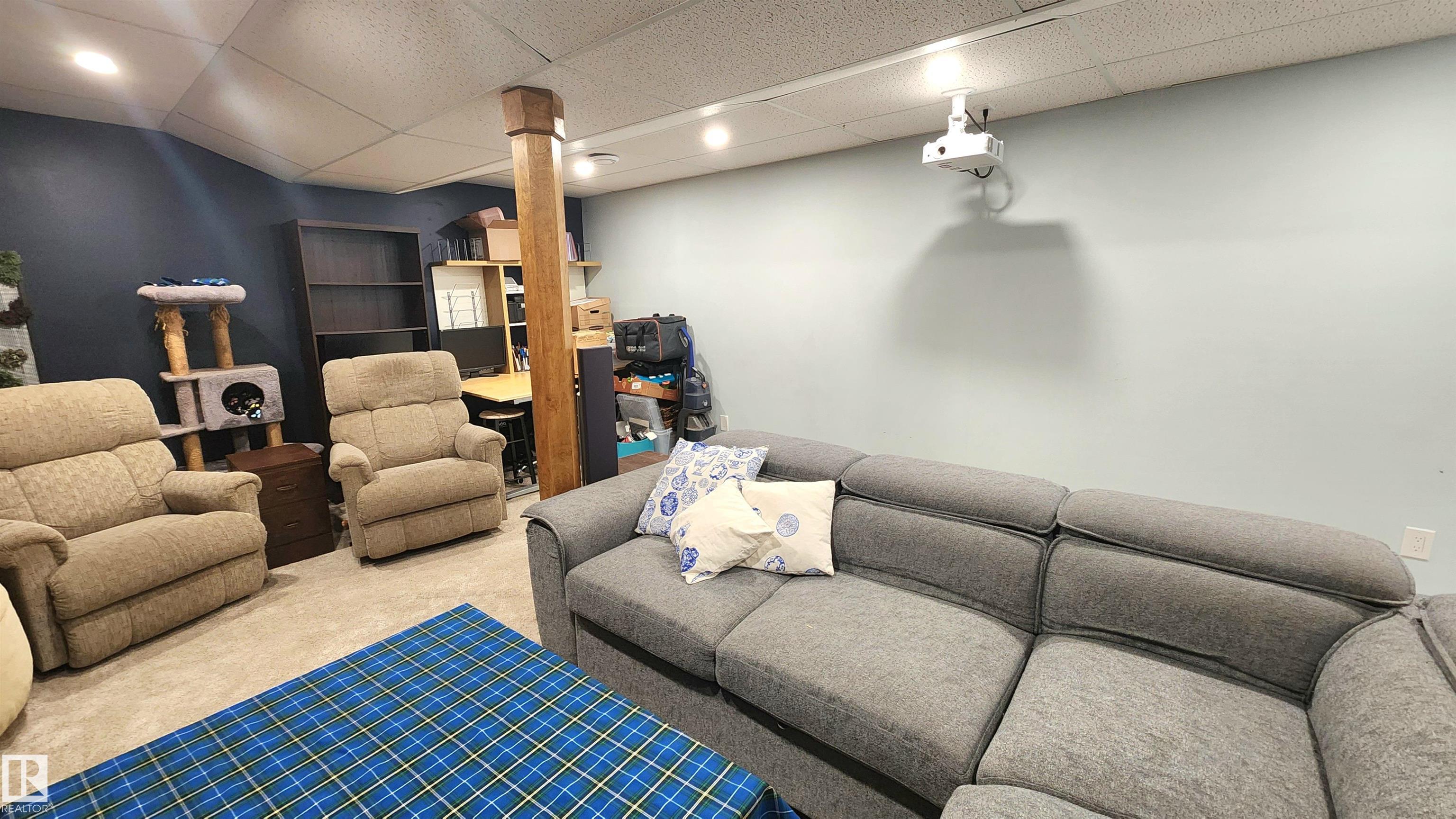 Photo 18 at 3531 46 Street NW, Minchau, Edmonton