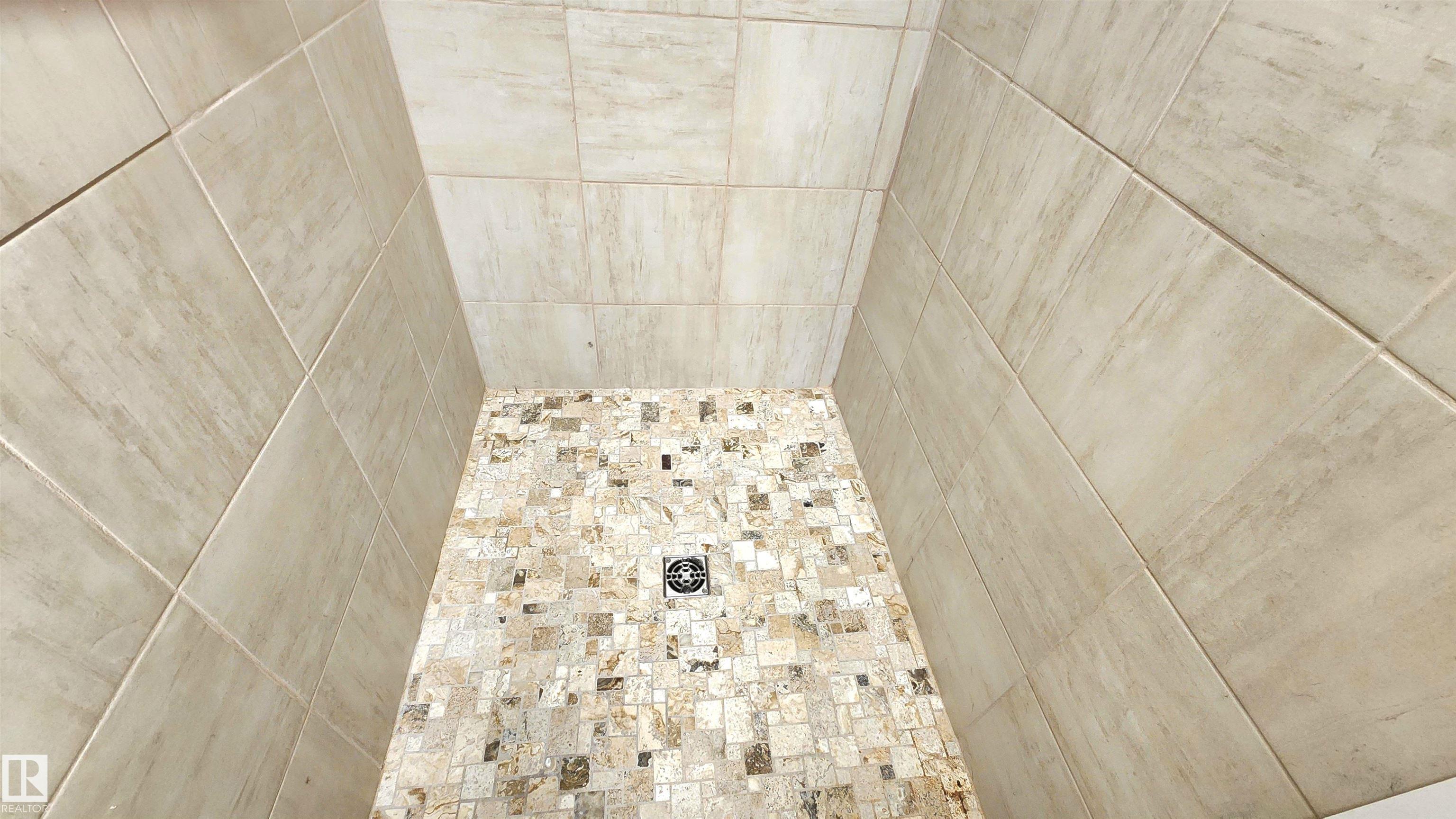 Photo 21 at 3531 46 Street NW, Minchau, Edmonton