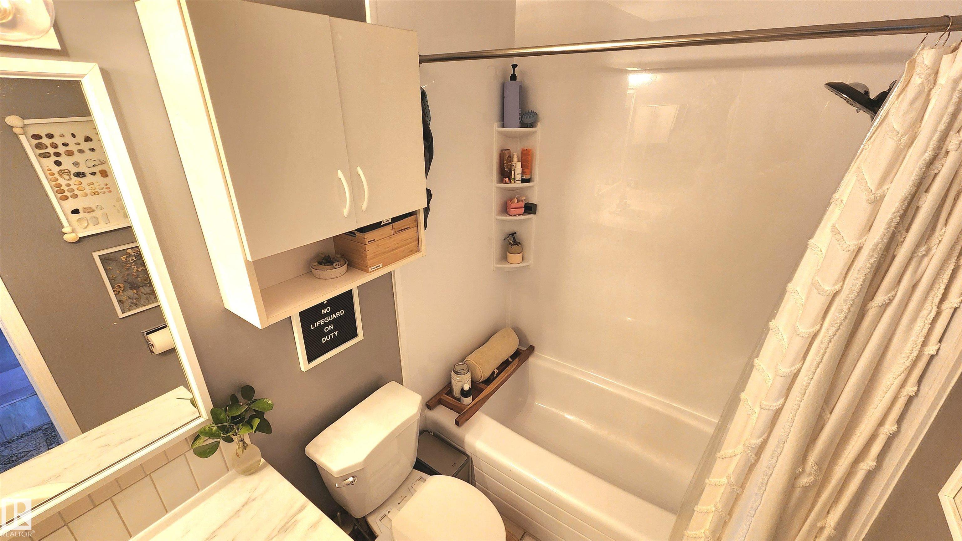 Photo 32 at 3531 46 Street NW, Minchau, Edmonton