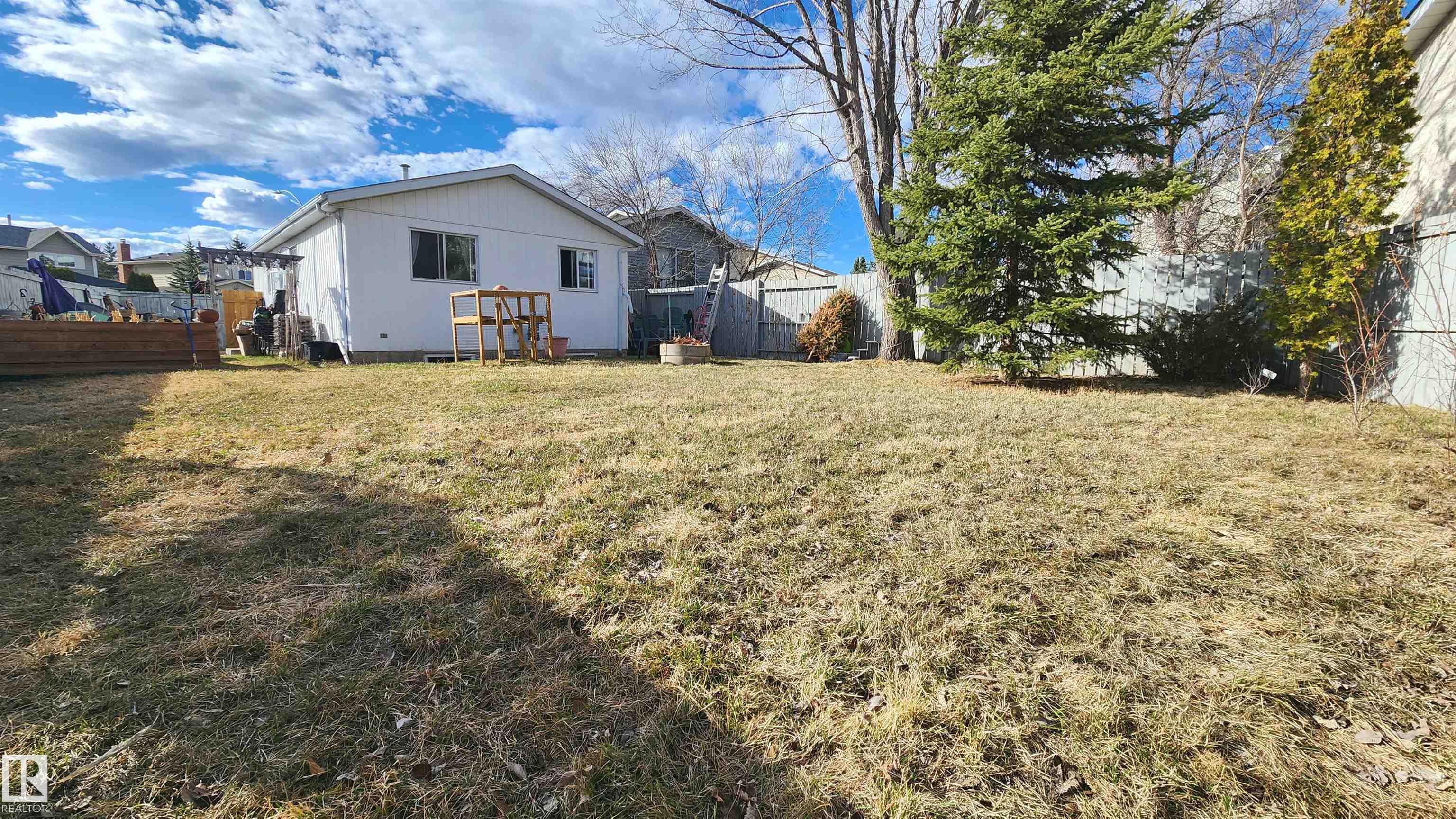 Photo 37 at 3531 46 Street NW, Minchau, Edmonton