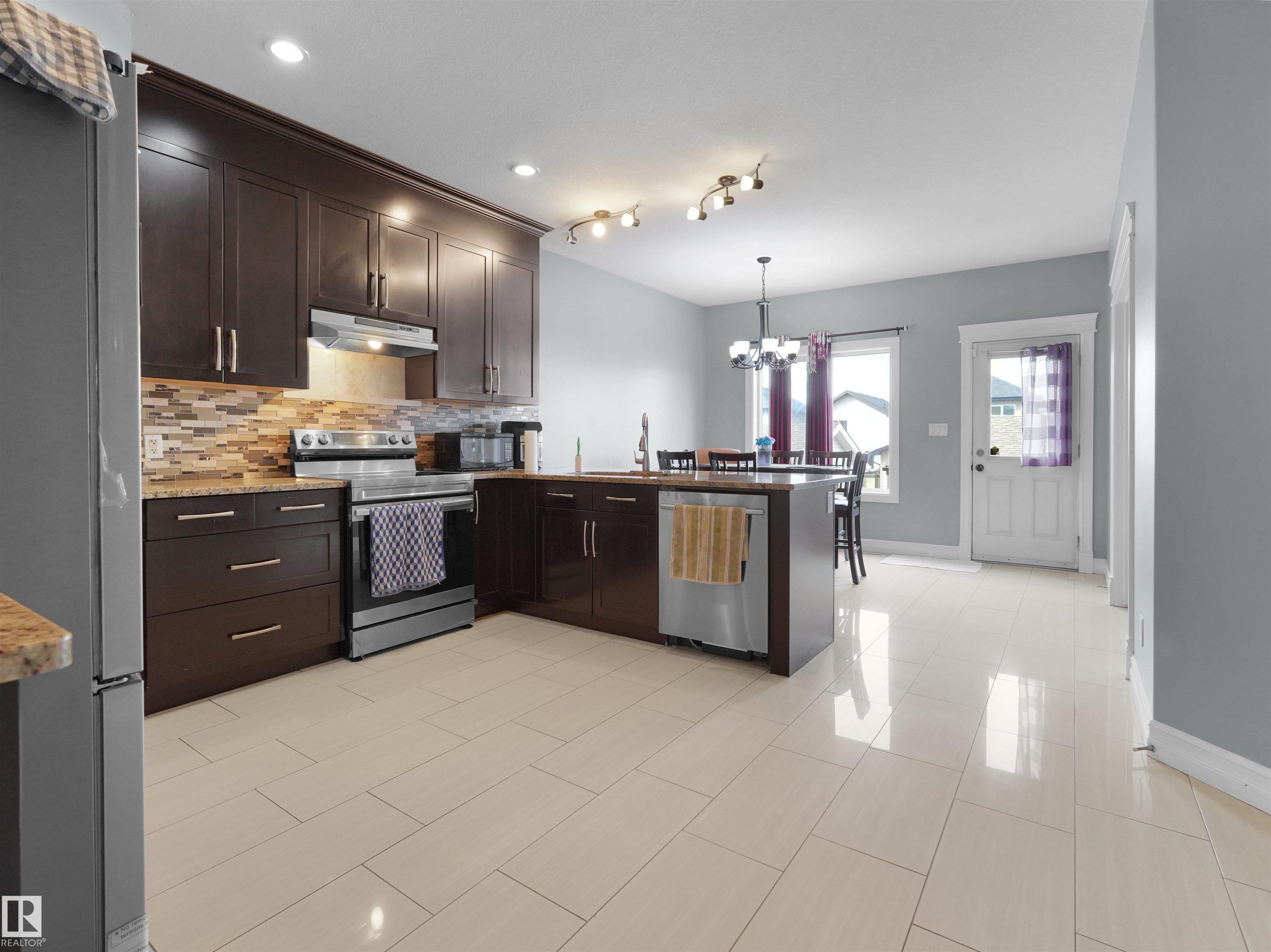 Photo 20 at 5192 1b Avenue SW, Charlesworth, Edmonton