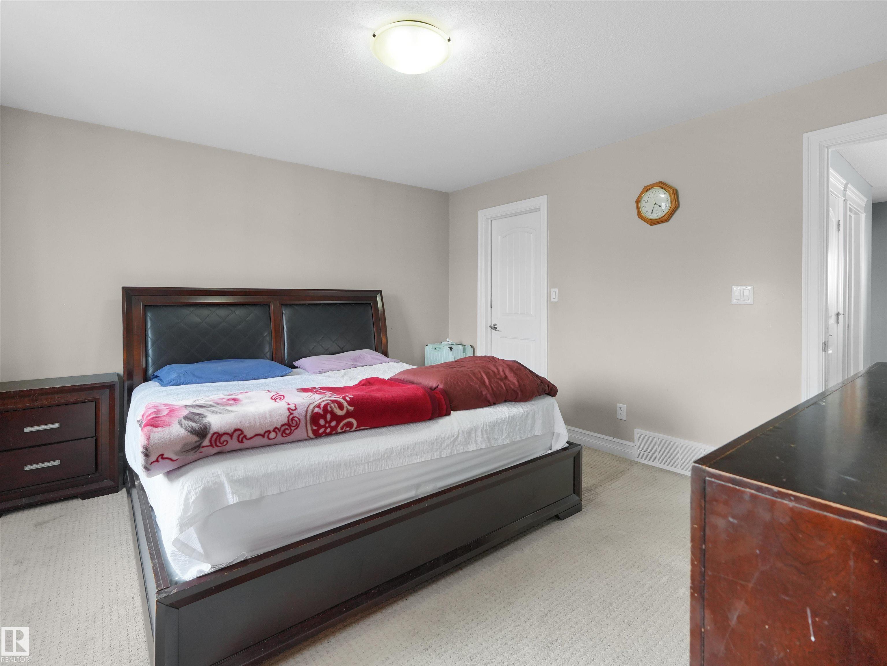 Photo 34 at 5192 1b Avenue SW, Charlesworth, Edmonton