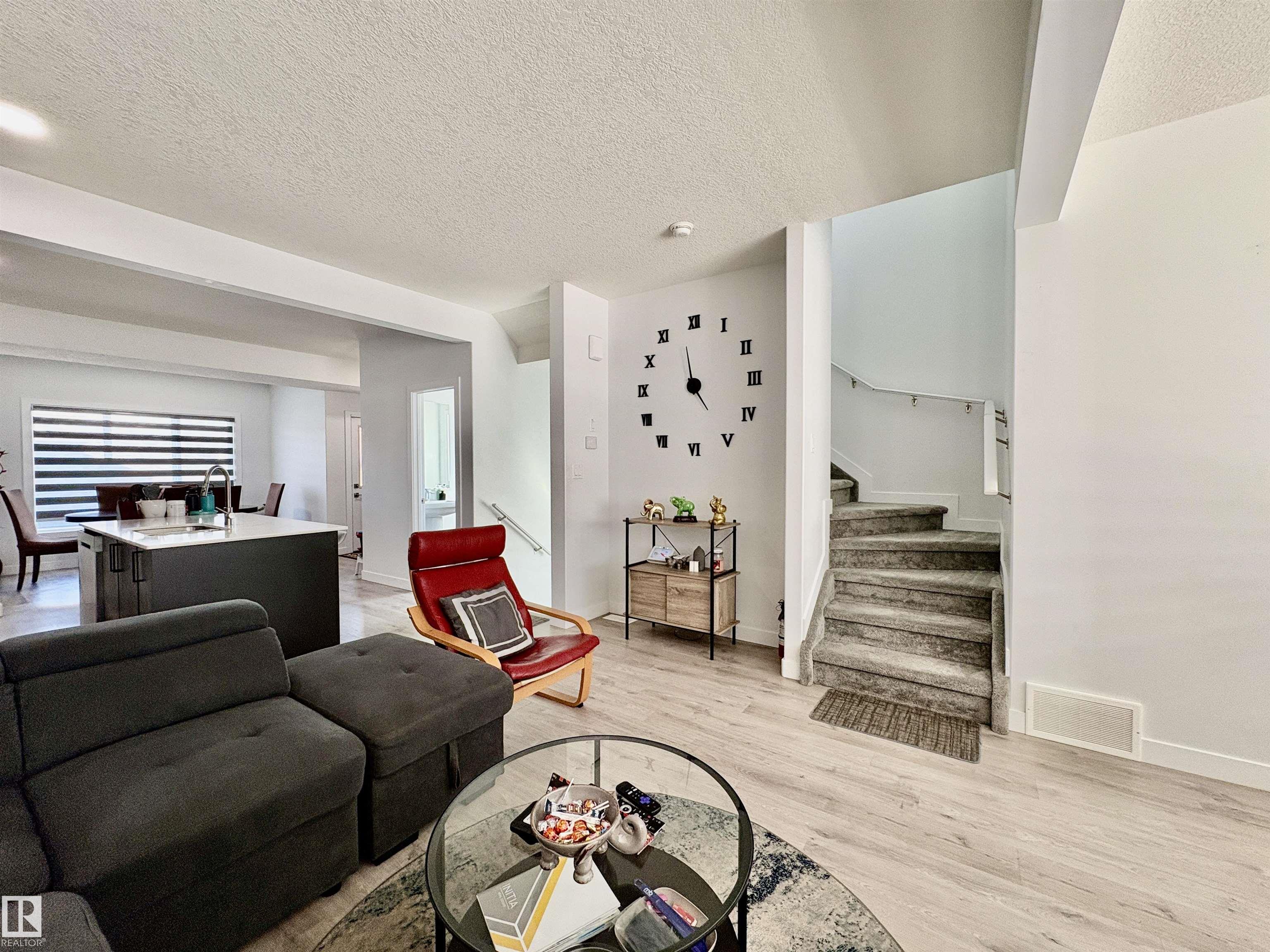 Photo 11 at 1203 Eaton Lane NW, Edgemont, Edmonton